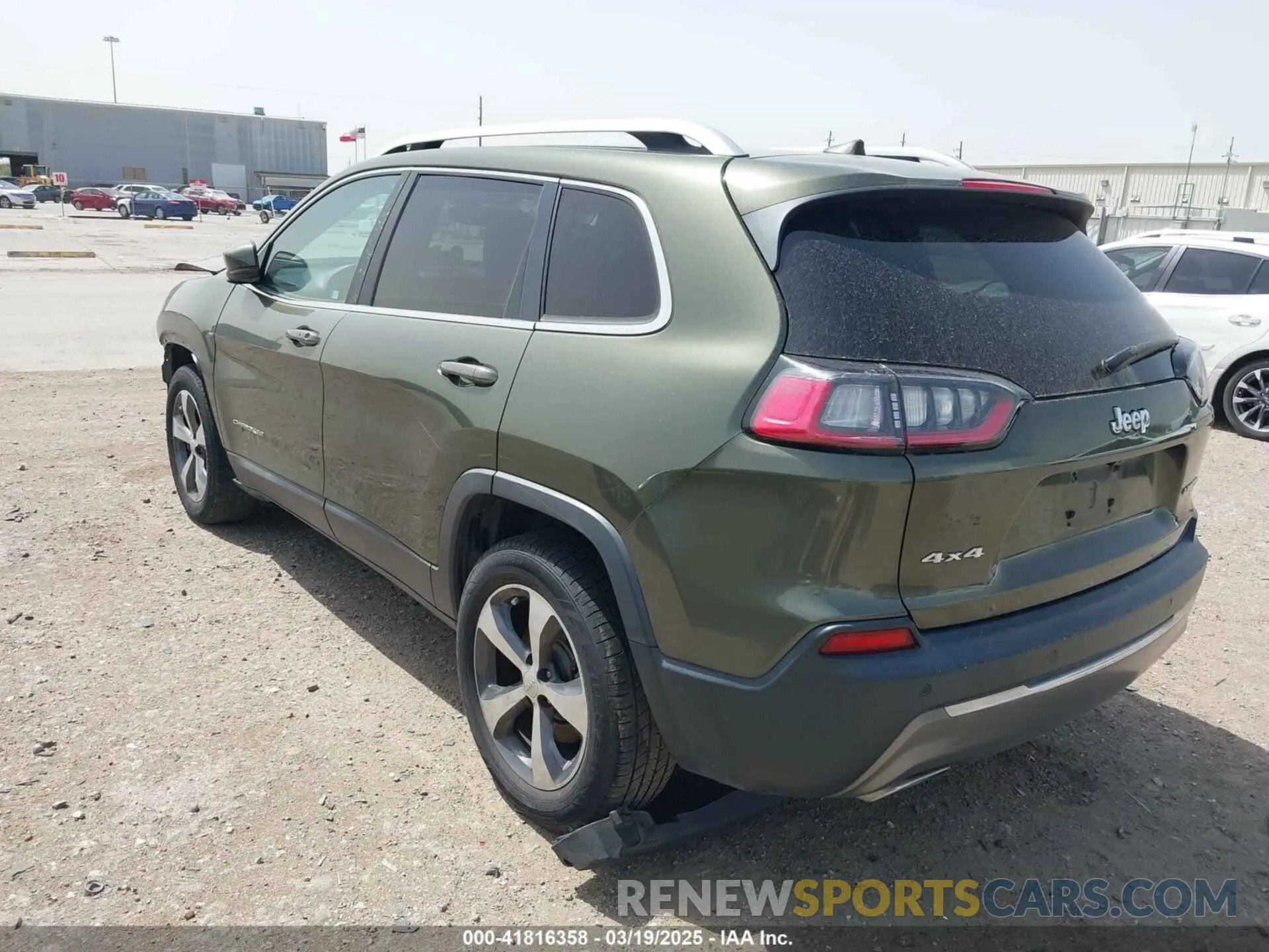 3 Photograph of a damaged car 1C4PJMDX2KD225218 JEEP CHEROKEE 2019