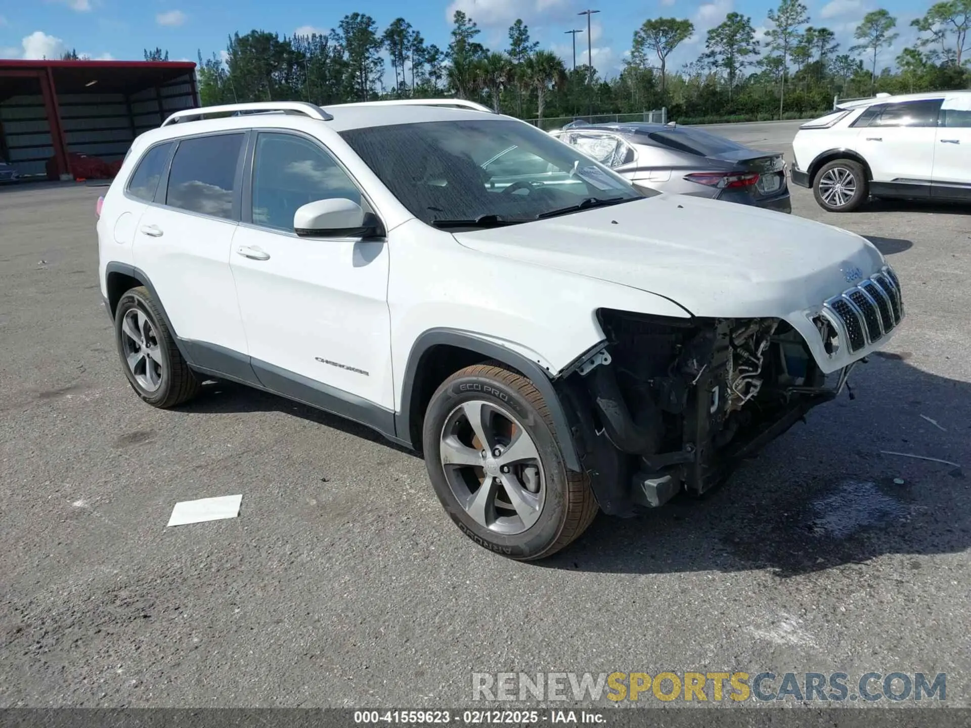 1 Photograph of a damaged car 1C4PJMDX2KD294782 JEEP CHEROKEE 2019