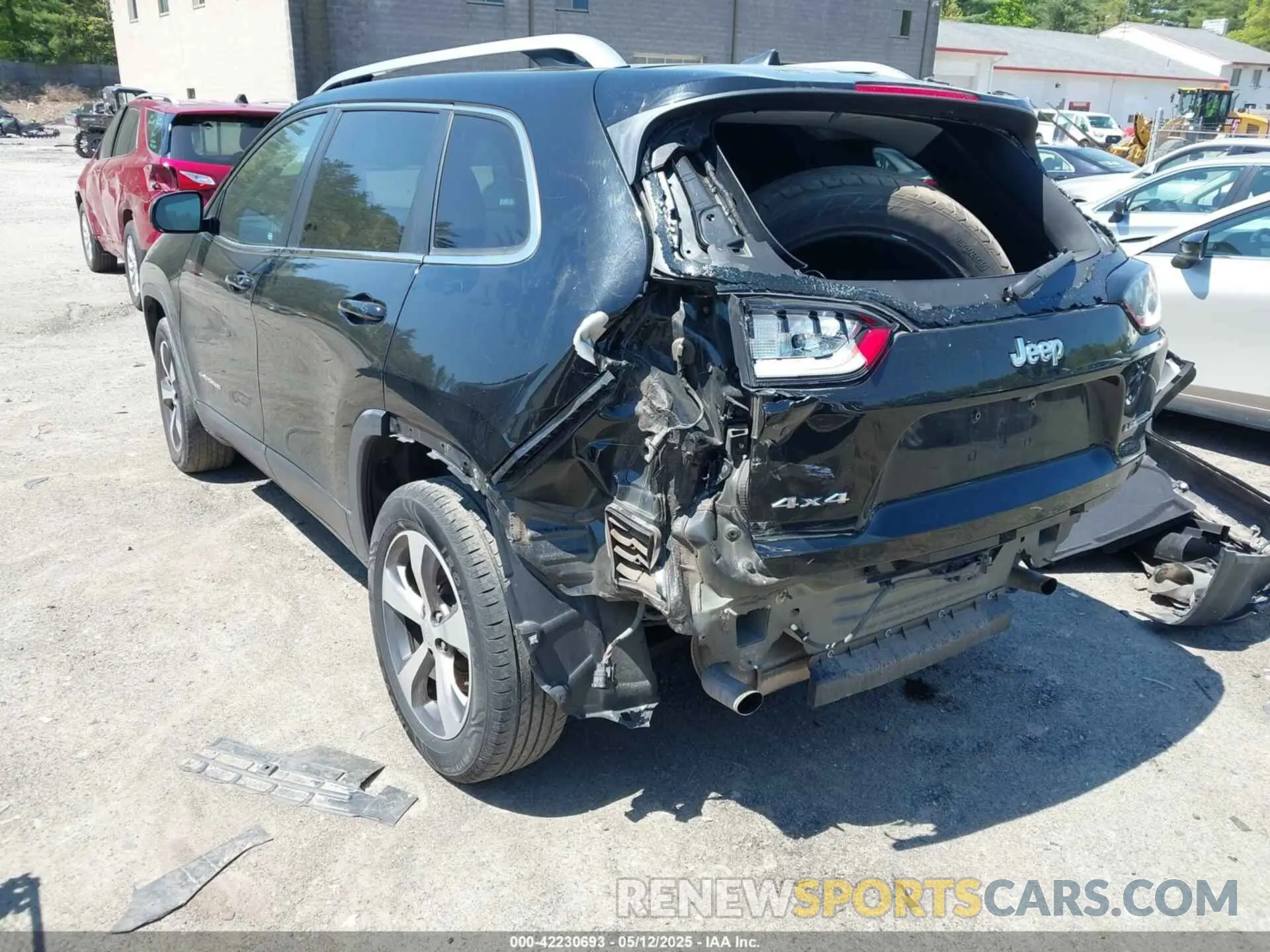 3 Photograph of a damaged car 1C4PJMDX2KD417030 JEEP CHEROKEE 2019