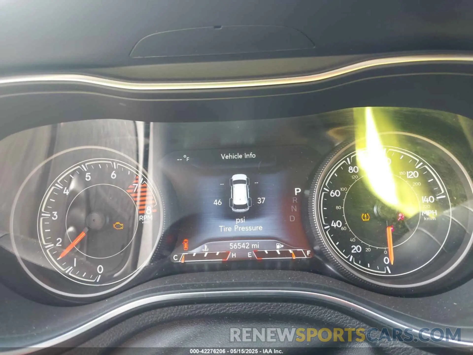 7 Photograph of a damaged car 1C4PJMDX2KD463523 JEEP CHEROKEE 2019