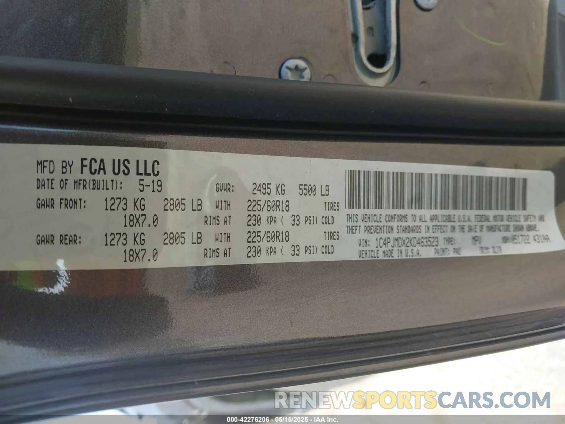 9 Photograph of a damaged car 1C4PJMDX2KD463523 JEEP CHEROKEE 2019