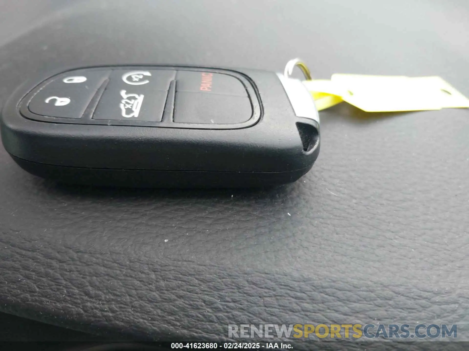 11 Photograph of a damaged car 1C4PJMDX3KD441353 JEEP CHEROKEE 2019