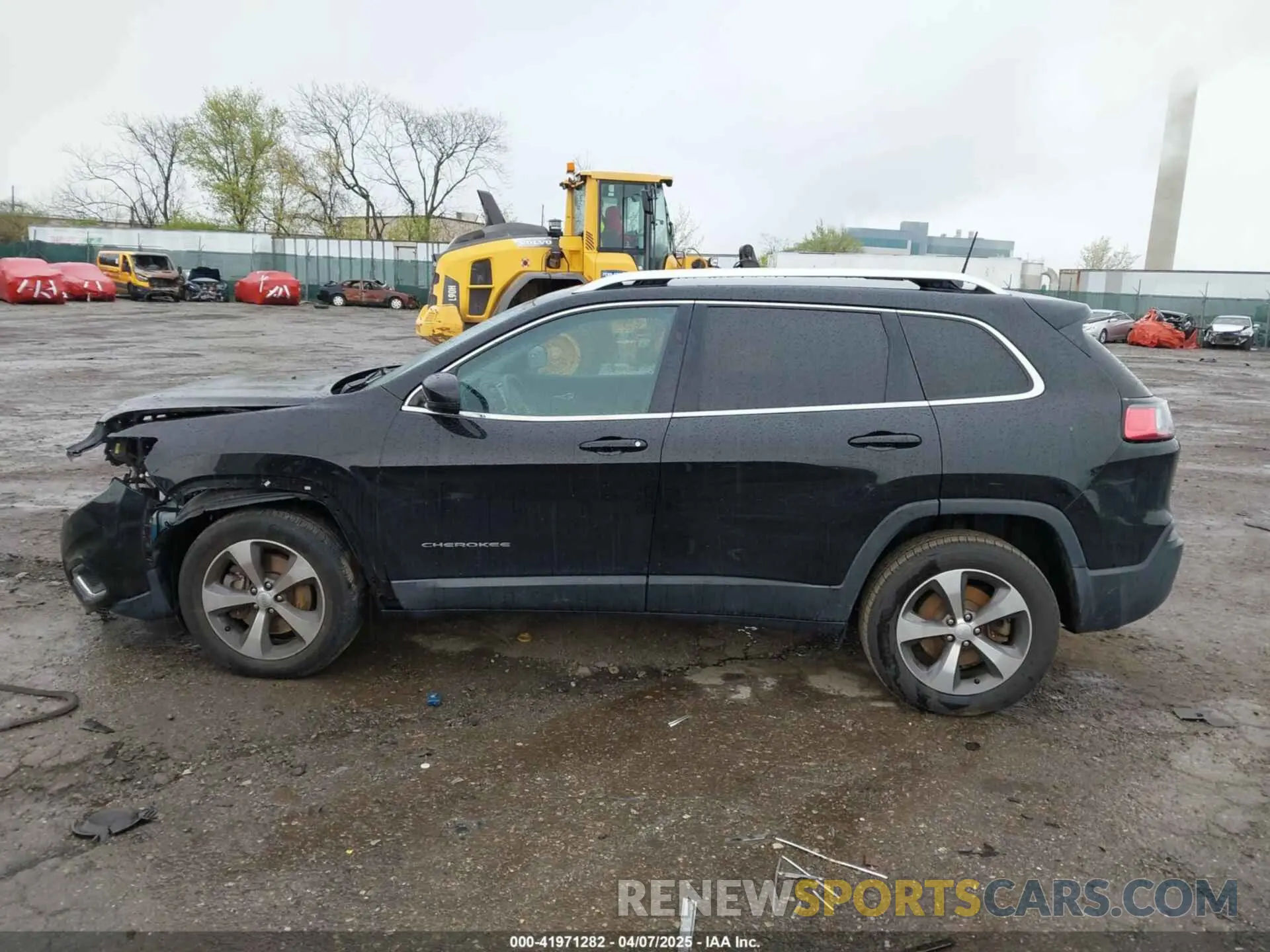 15 Photograph of a damaged car 1C4PJMDX4KD251190 JEEP CHEROKEE 2019