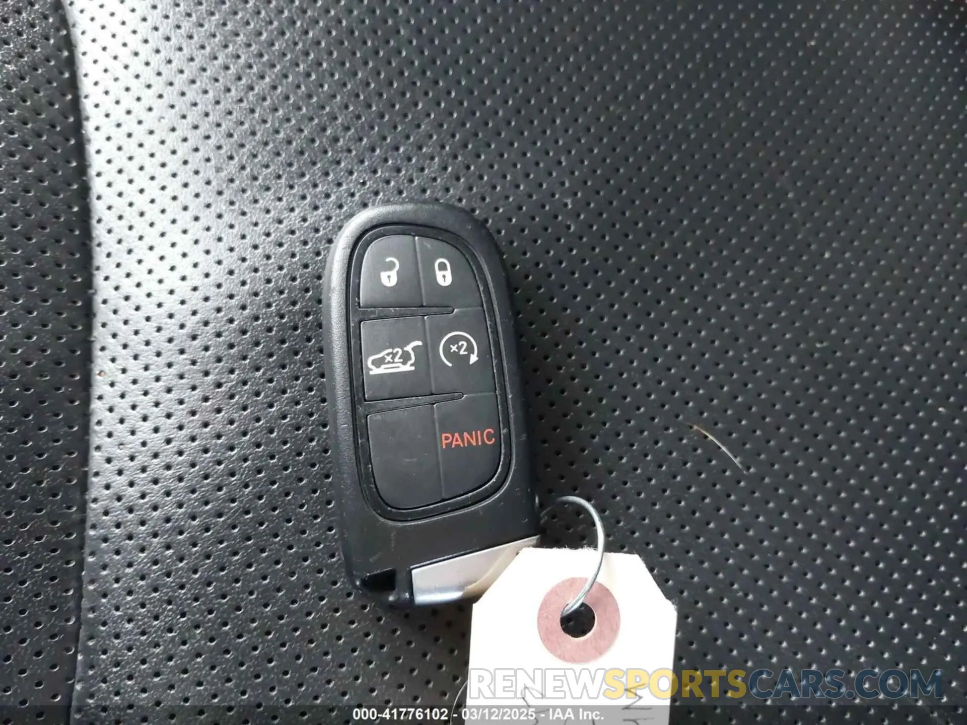 11 Photograph of a damaged car 1C4PJMDX4KD382829 JEEP CHEROKEE 2019