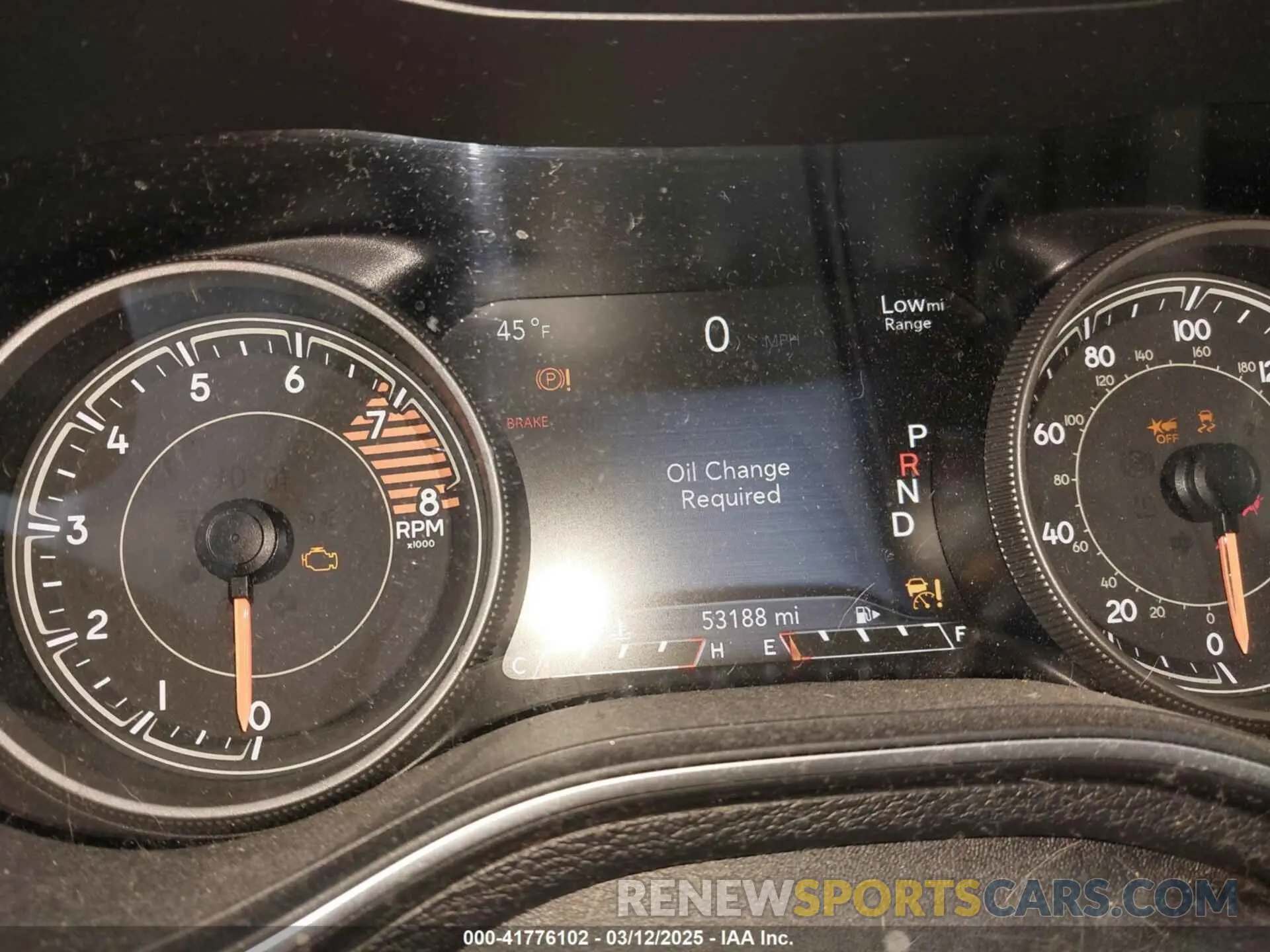 16 Photograph of a damaged car 1C4PJMDX4KD382829 JEEP CHEROKEE 2019