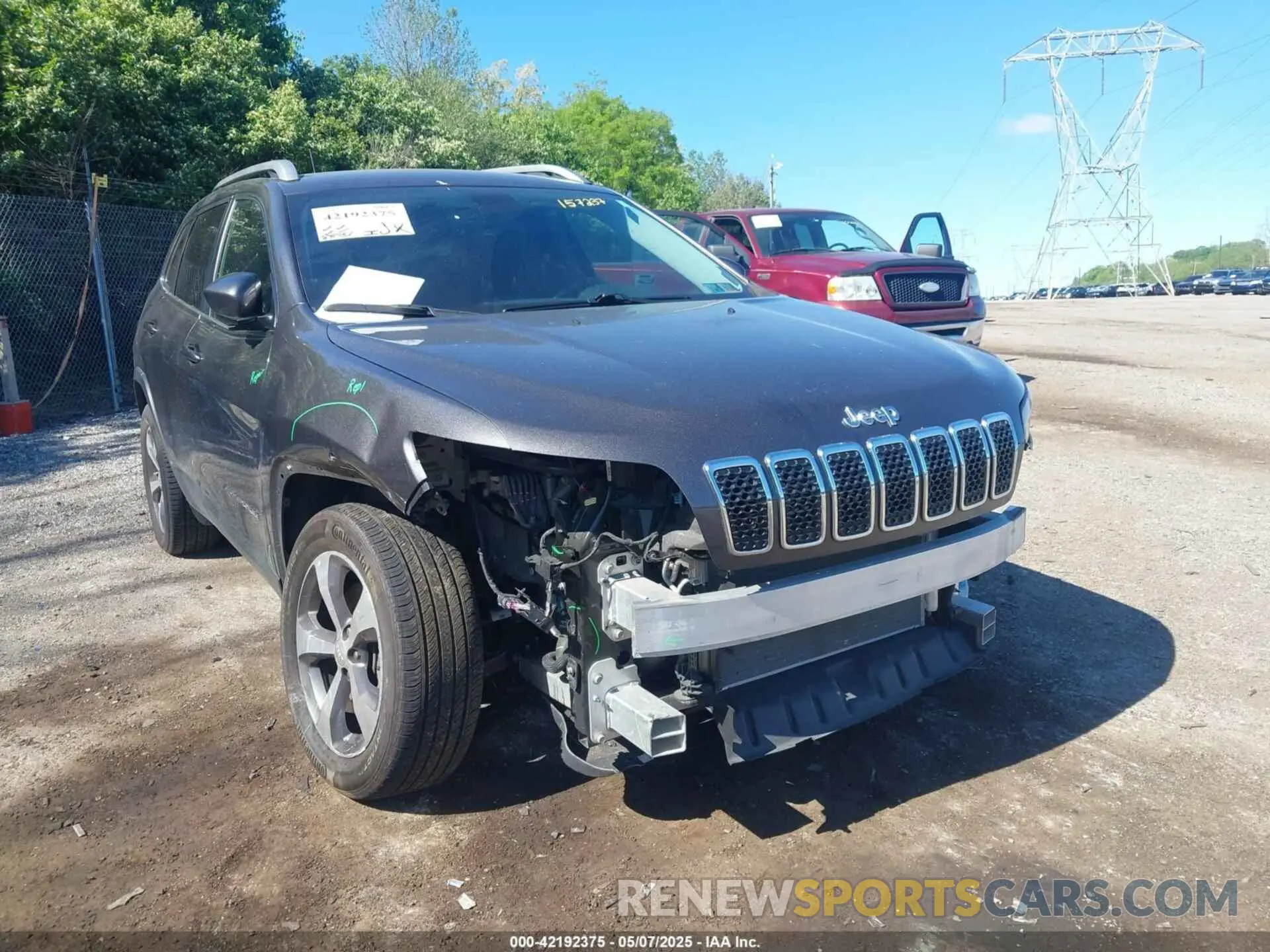 6 Photograph of a damaged car 1C4PJMDX5KD157237 JEEP CHEROKEE 2019