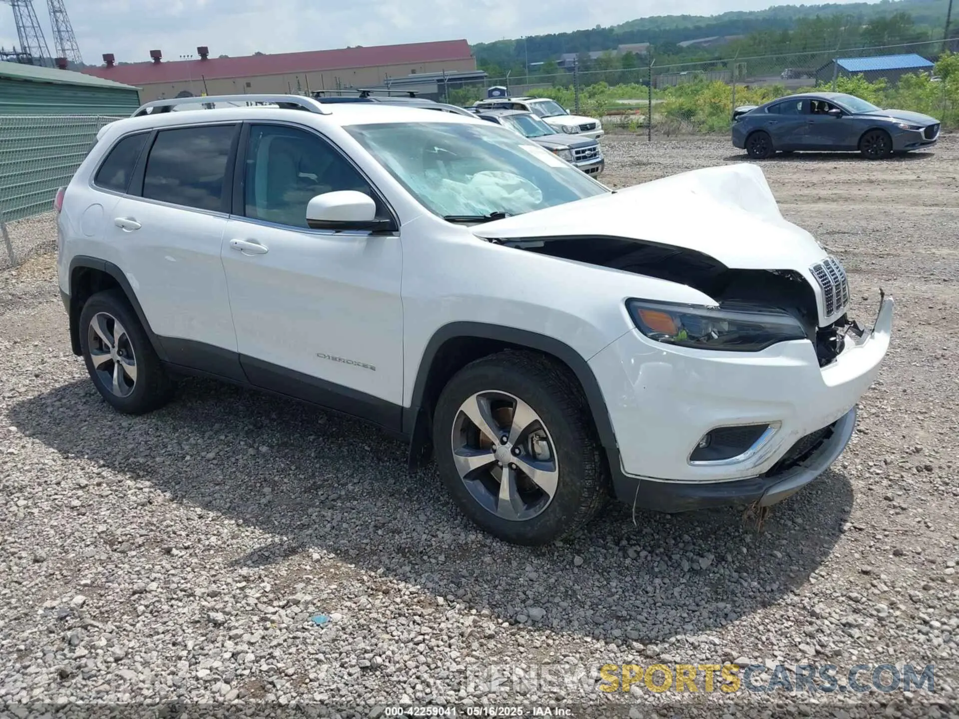 1 Photograph of a damaged car 1C4PJMDX5KD344073 JEEP CHEROKEE 2019