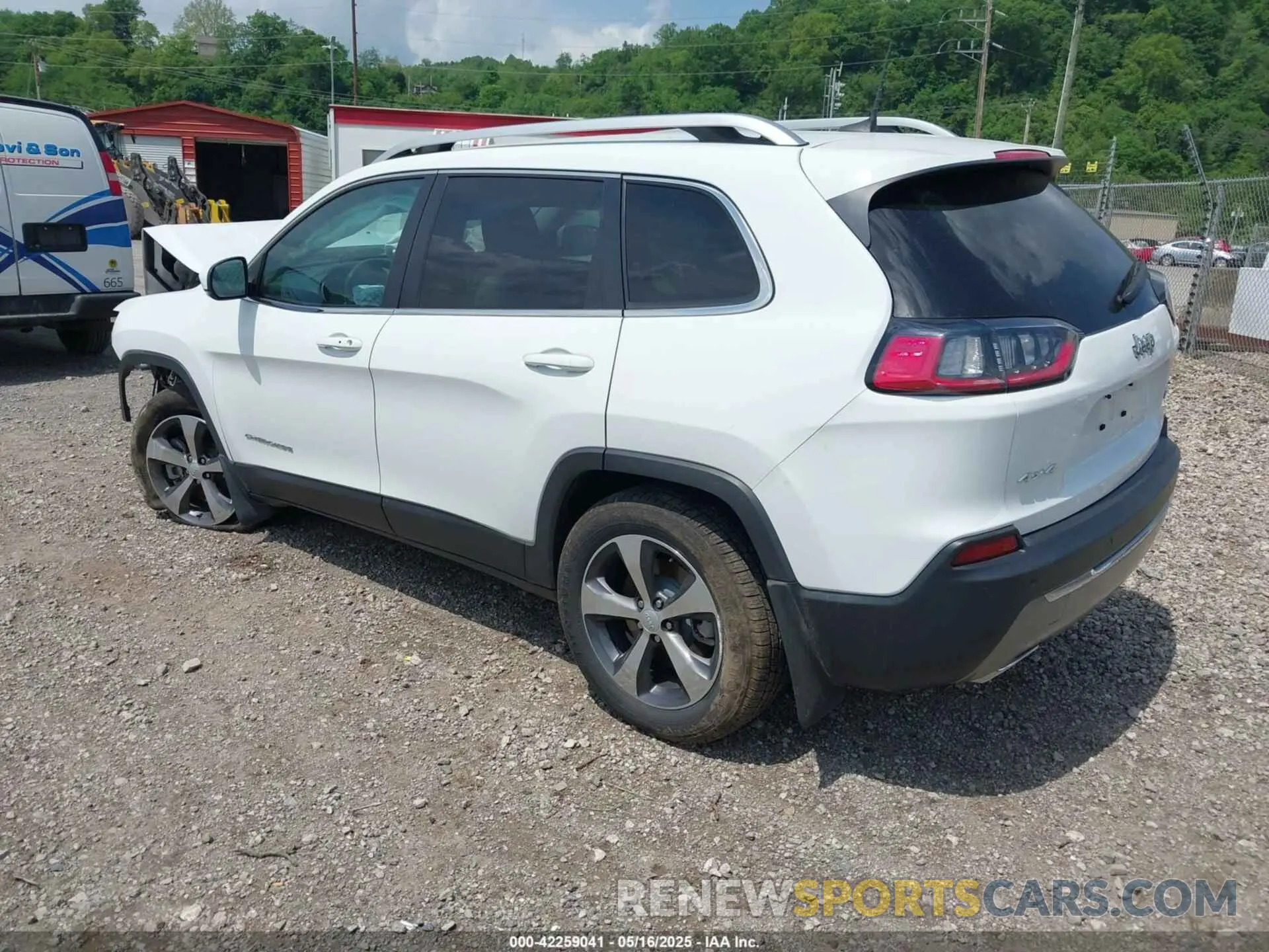 3 Photograph of a damaged car 1C4PJMDX5KD344073 JEEP CHEROKEE 2019