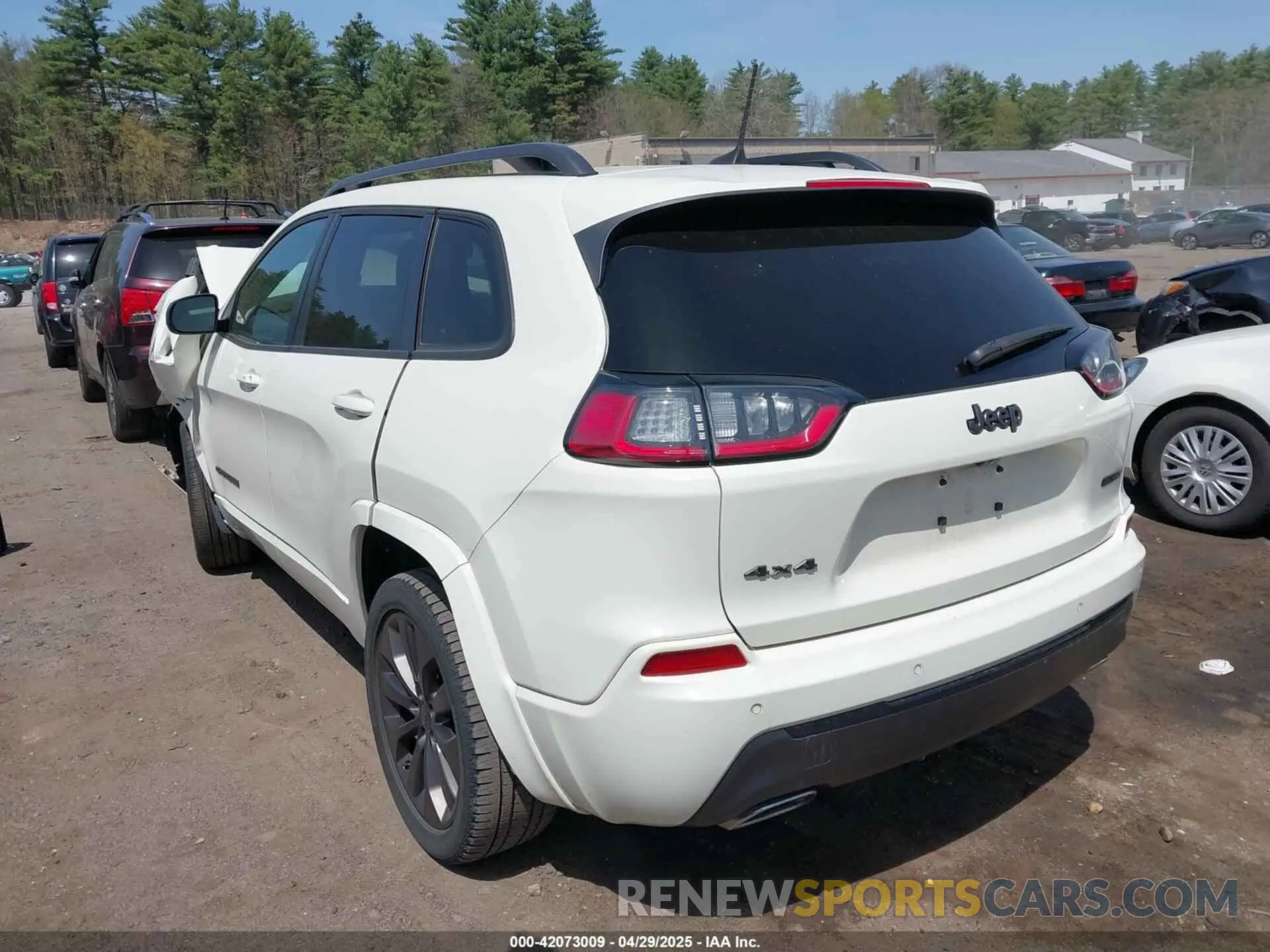 13 Photograph of a damaged car 1C4PJMDX5KD451379 JEEP CHEROKEE 2019