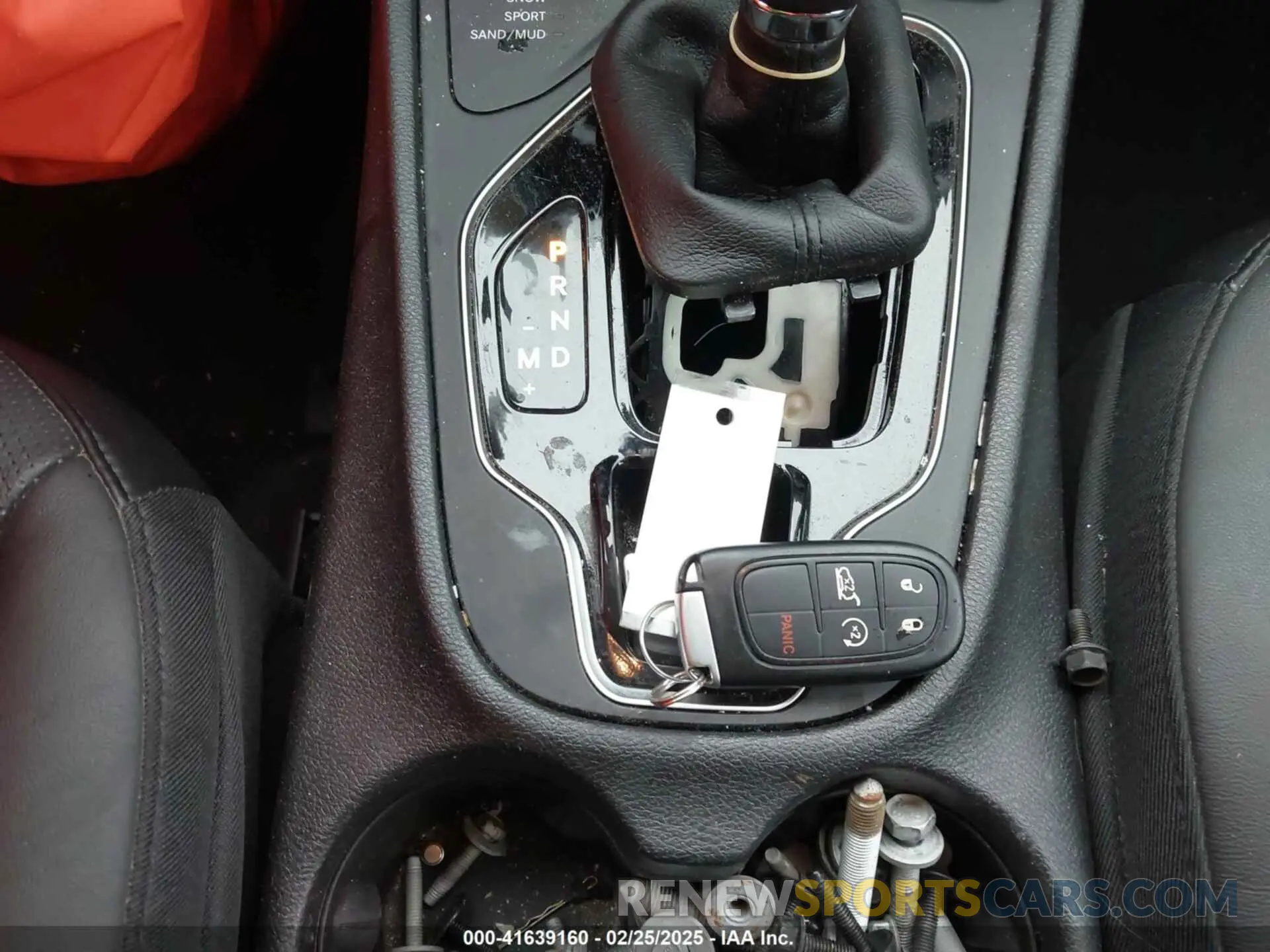 11 Photograph of a damaged car 1C4PJMDX5KD470482 JEEP CHEROKEE 2019