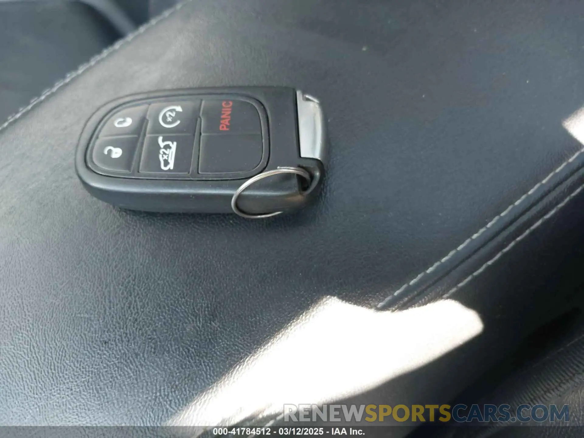 11 Photograph of a damaged car 1C4PJMDX6KD138423 JEEP CHEROKEE 2019