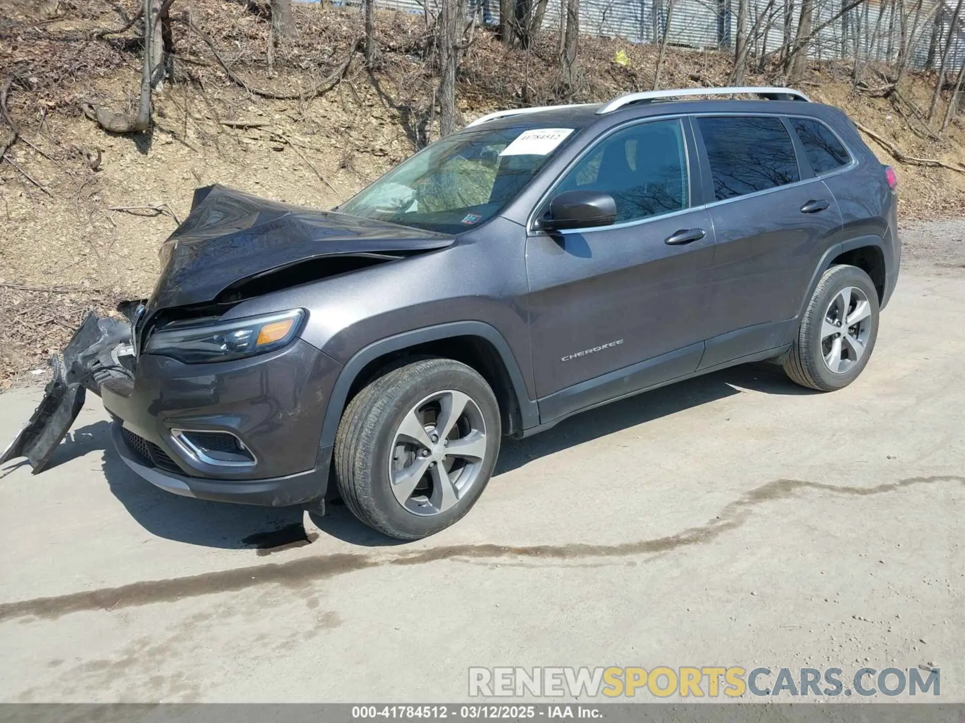 2 Photograph of a damaged car 1C4PJMDX6KD138423 JEEP CHEROKEE 2019