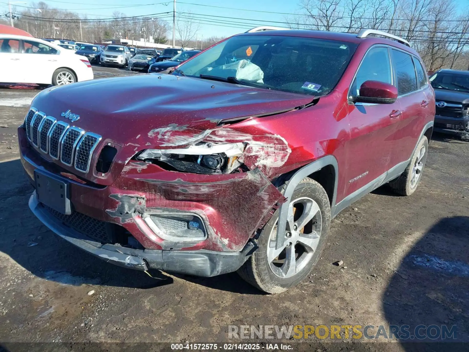 2 Photograph of a damaged car 1C4PJMDX6KD337276 JEEP CHEROKEE 2019