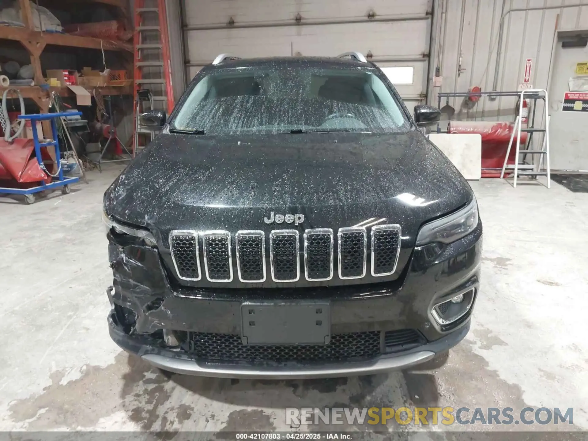 13 Photograph of a damaged car 1C4PJMDX6KD427429 JEEP CHEROKEE 2019