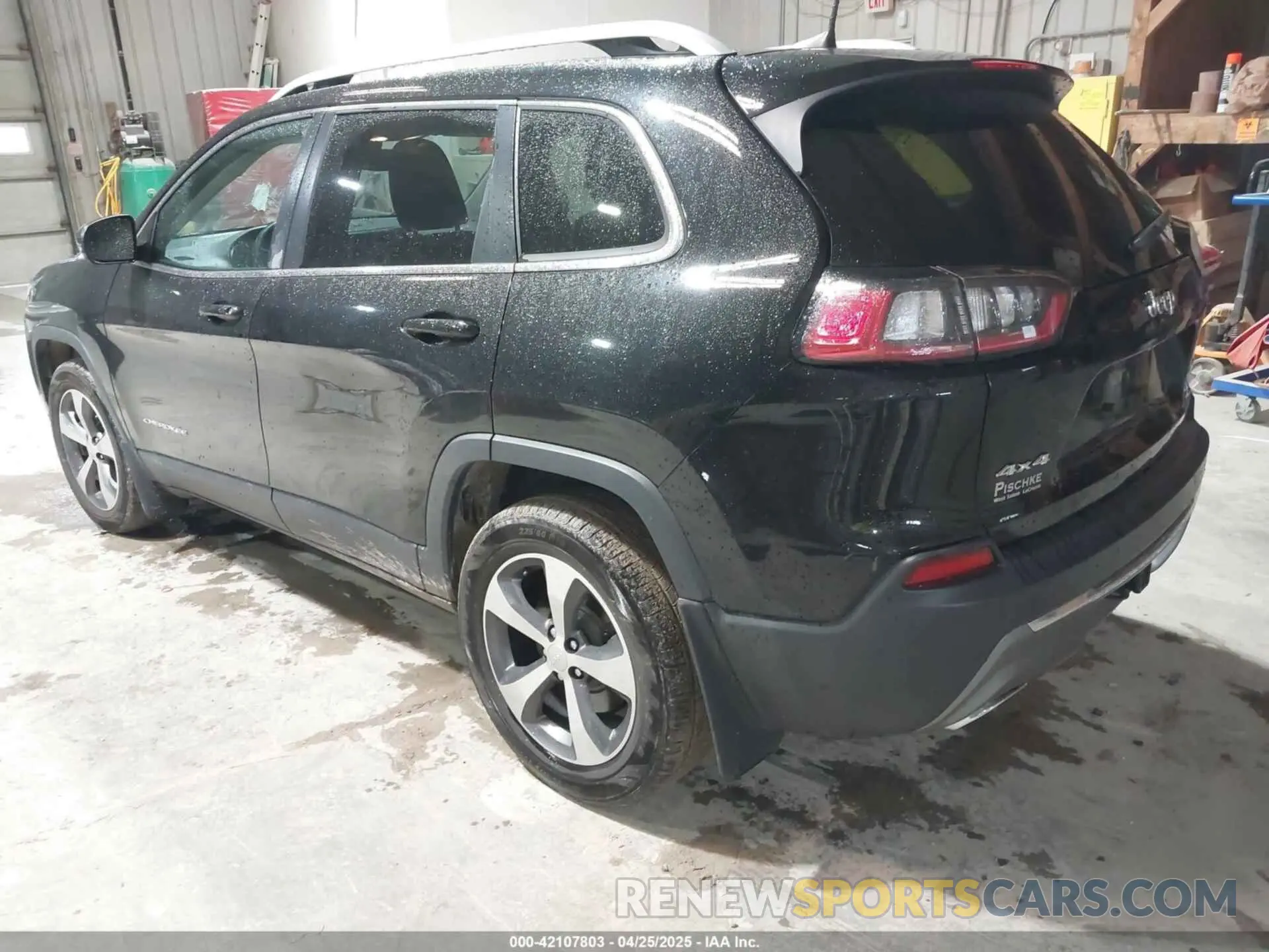 3 Photograph of a damaged car 1C4PJMDX6KD427429 JEEP CHEROKEE 2019
