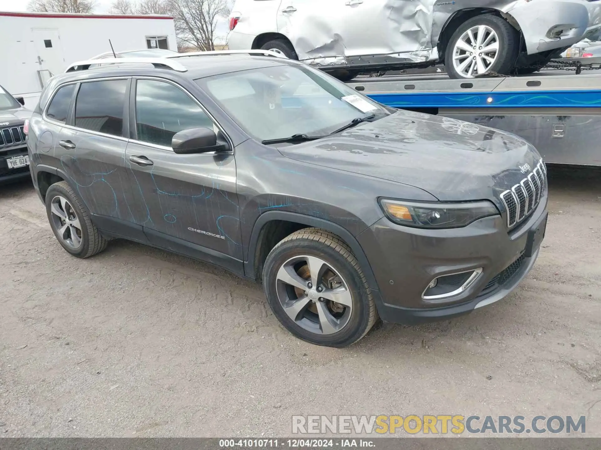 1 Photograph of a damaged car 1C4PJMDX7KD323421 JEEP CHEROKEE 2019