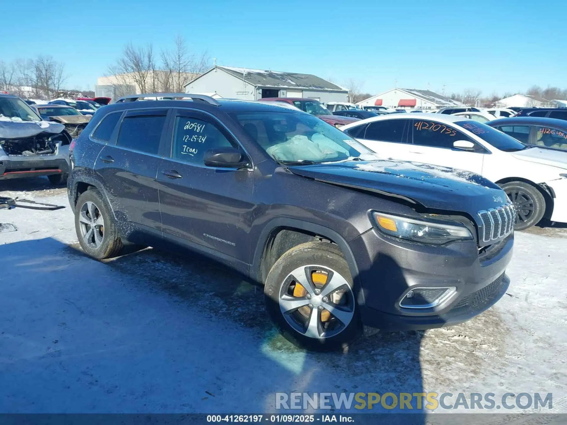 1 Photograph of a damaged car 1C4PJMDX8KD267649 JEEP CHEROKEE 2019