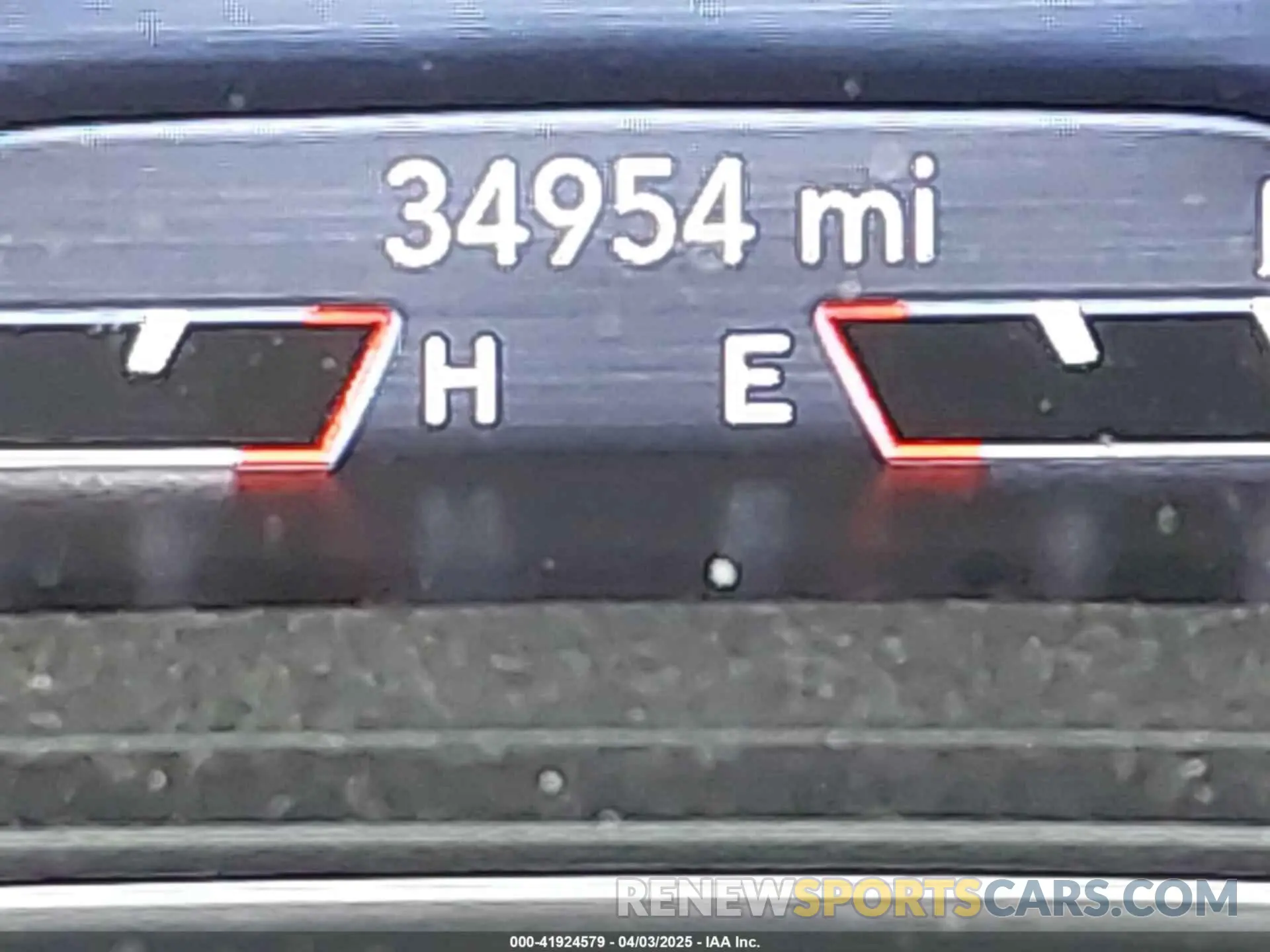 15 Photograph of a damaged car 1C4PJMDX8KD276481 JEEP CHEROKEE 2019