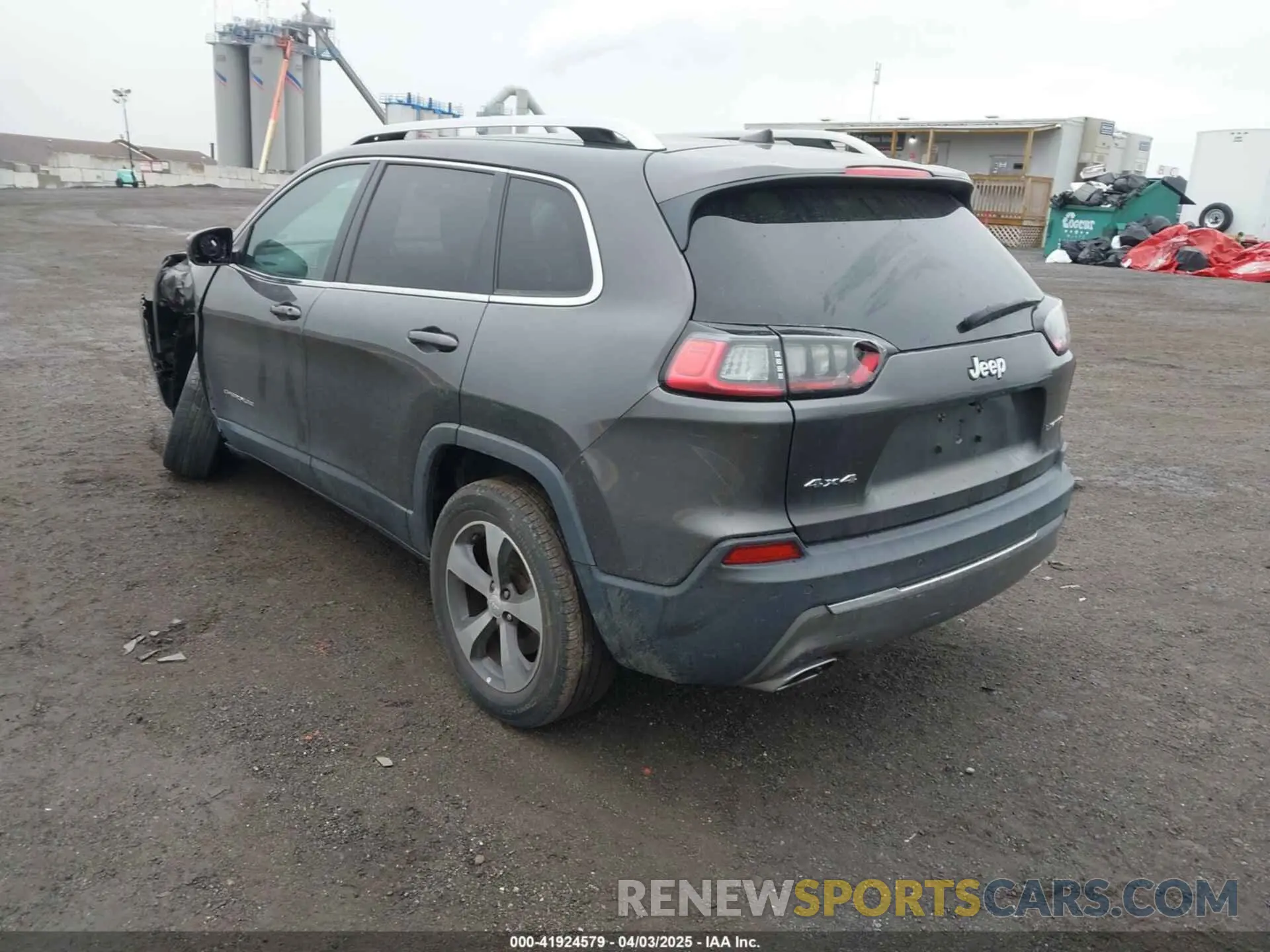 3 Photograph of a damaged car 1C4PJMDX8KD276481 JEEP CHEROKEE 2019