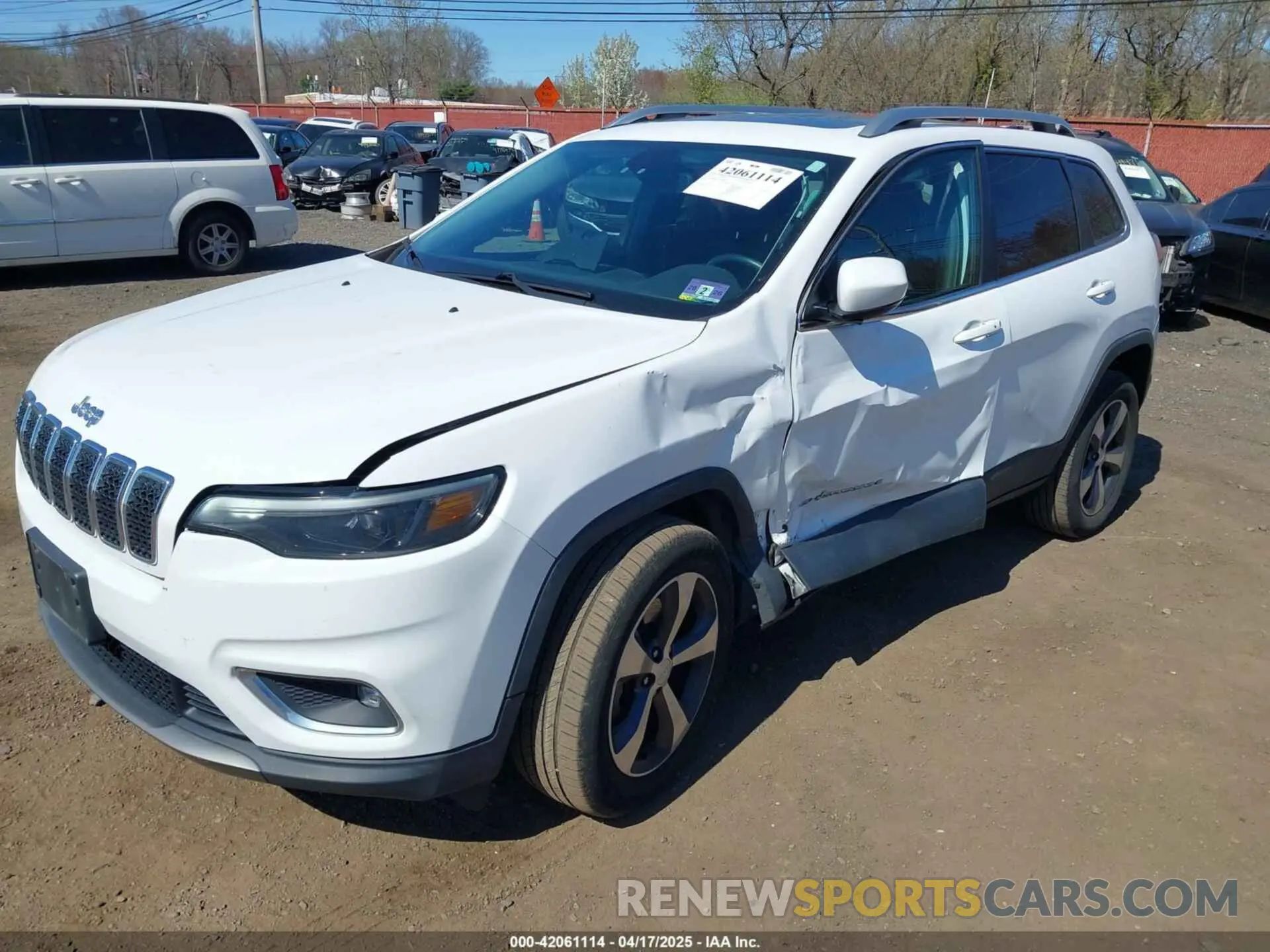 6 Photograph of a damaged car 1C4PJMDX9KD188989 JEEP CHEROKEE 2019