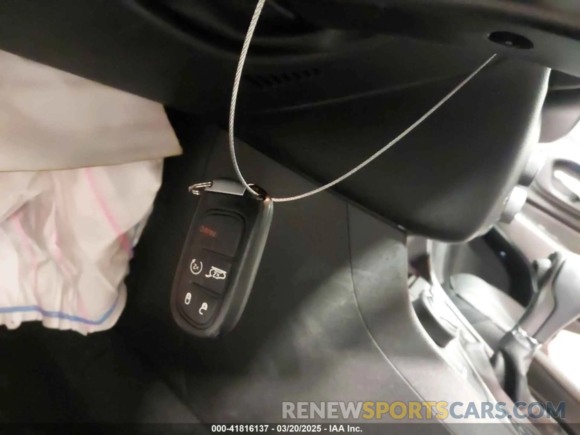 11 Photograph of a damaged car 1C4PJMDX9KD458707 JEEP CHEROKEE 2019