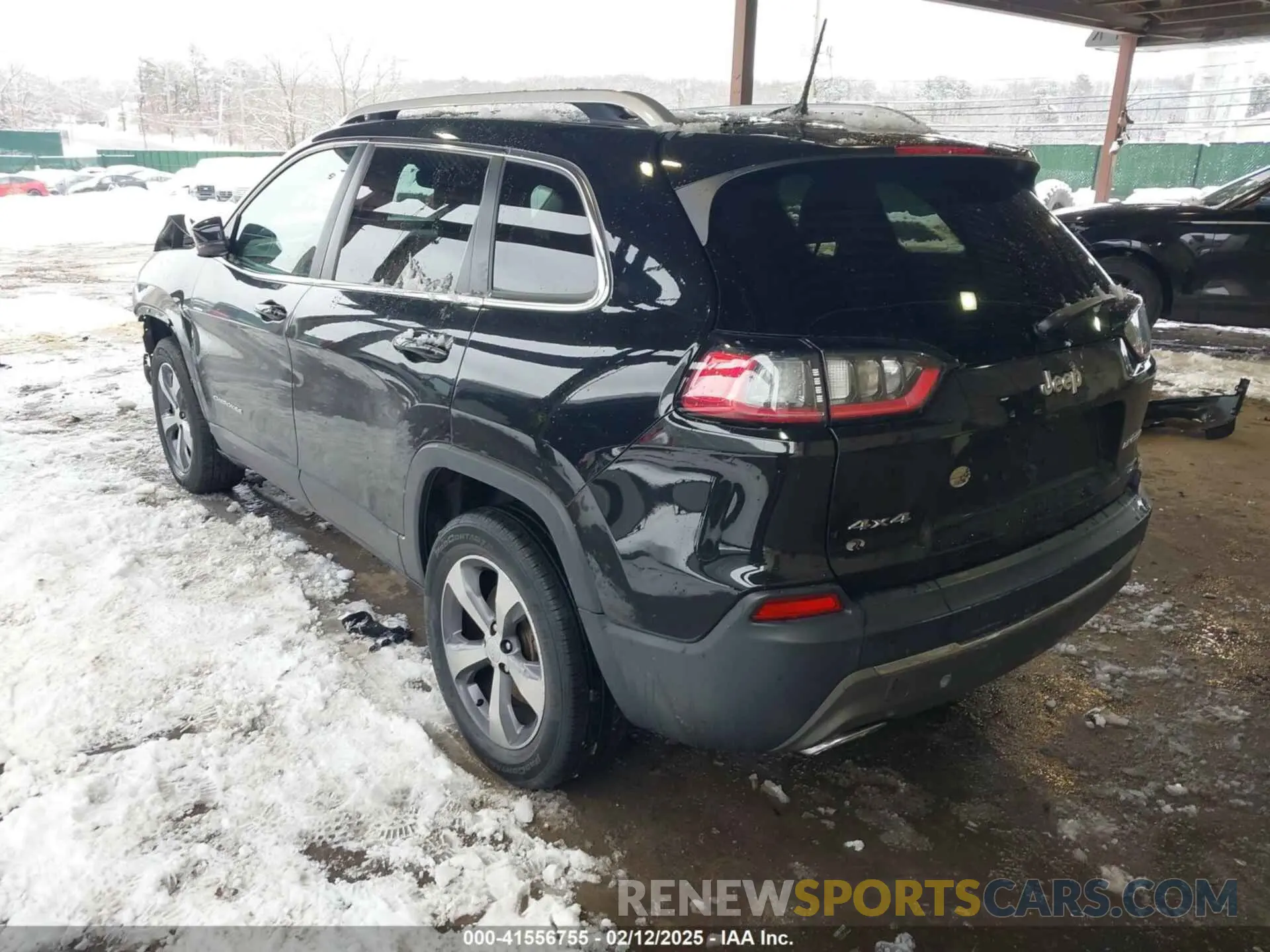 3 Photograph of a damaged car 1C4PJMDX9KD471764 JEEP CHEROKEE 2019