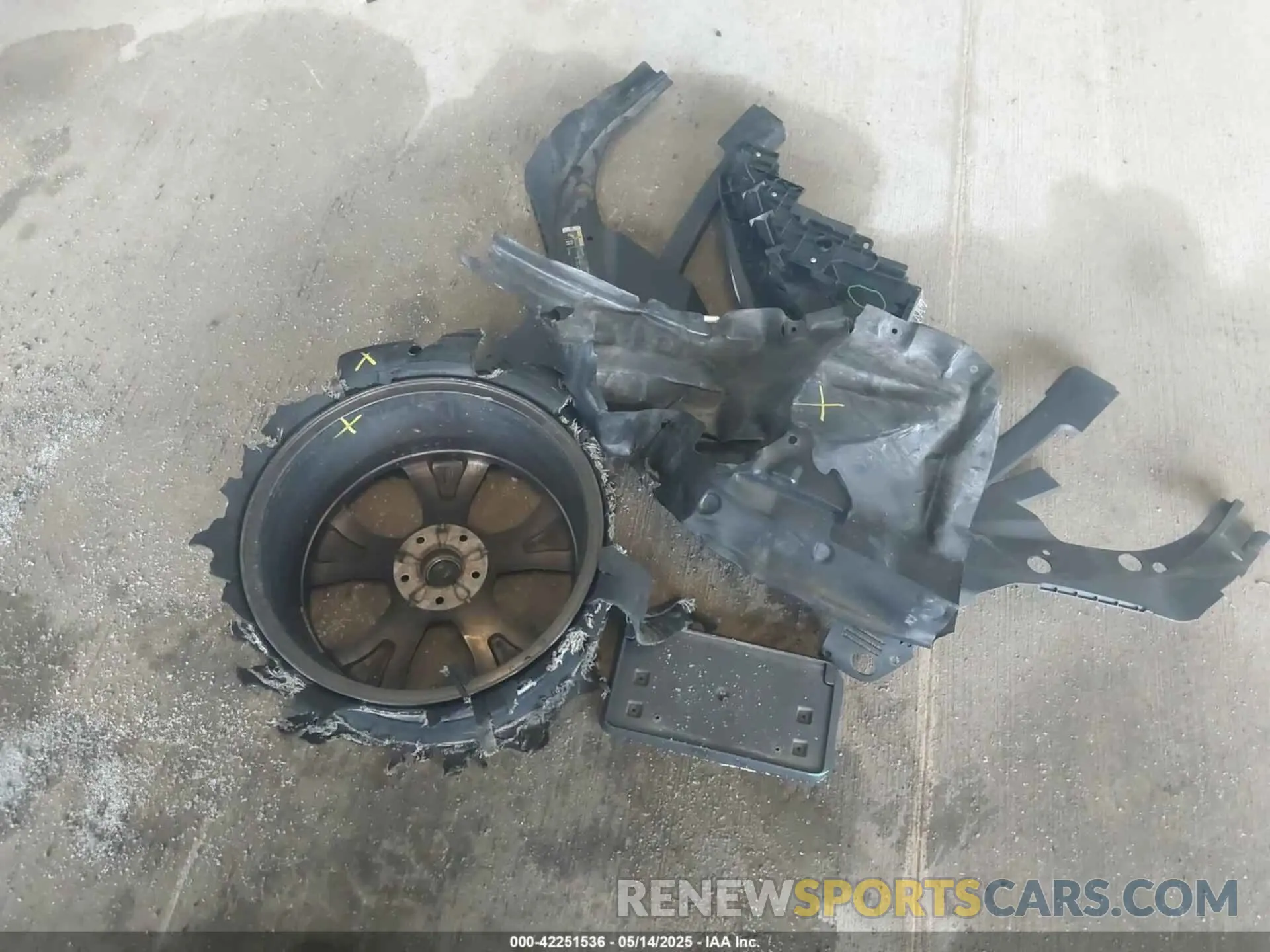 12 Photograph of a damaged car 1C4PJMDXXKD198284 JEEP CHEROKEE 2019