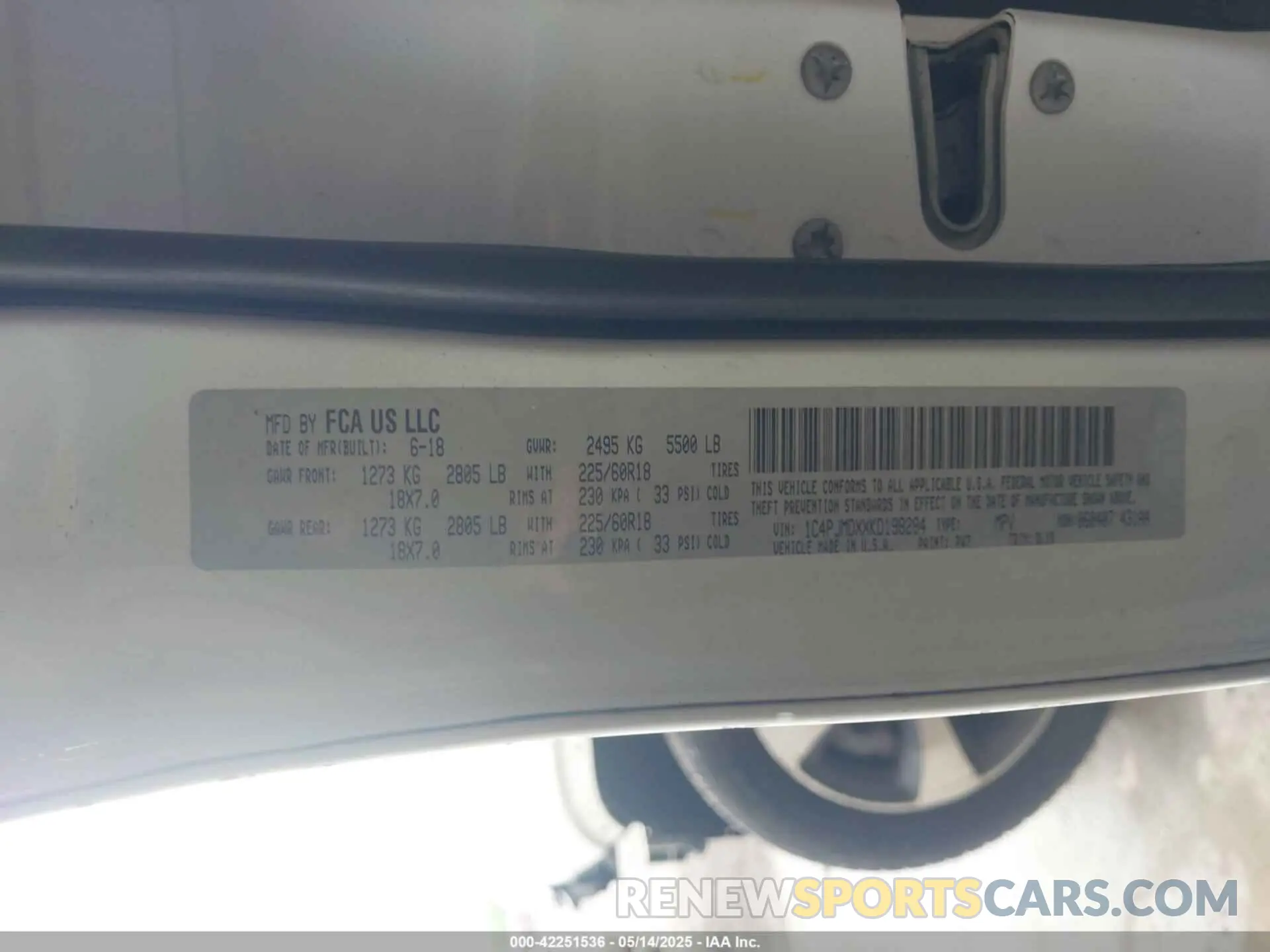 9 Photograph of a damaged car 1C4PJMDXXKD198284 JEEP CHEROKEE 2019