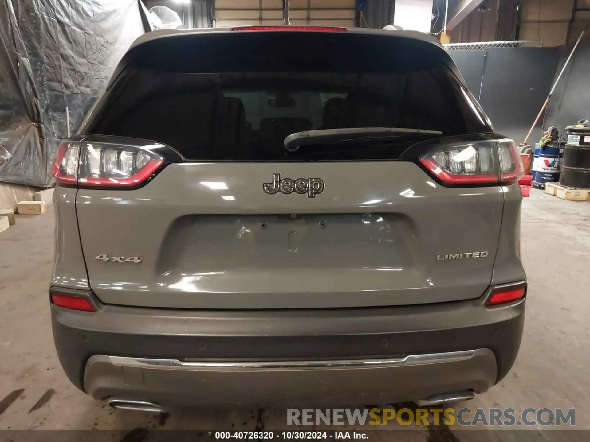 16 Photograph of a damaged car 1C4PJMDXXKD390014 JEEP CHEROKEE 2019