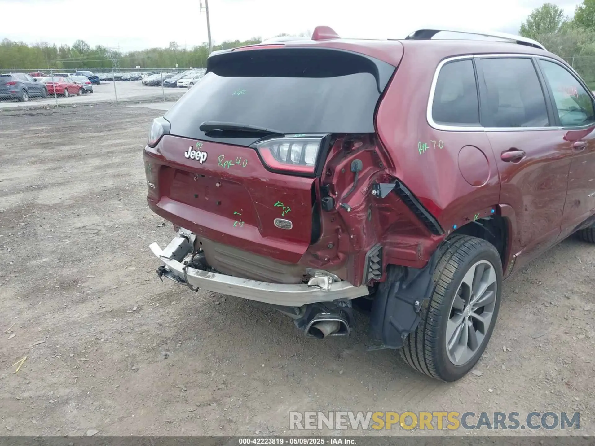 6 Photograph of a damaged car 1C4PJMJN2KD173866 JEEP CHEROKEE 2019