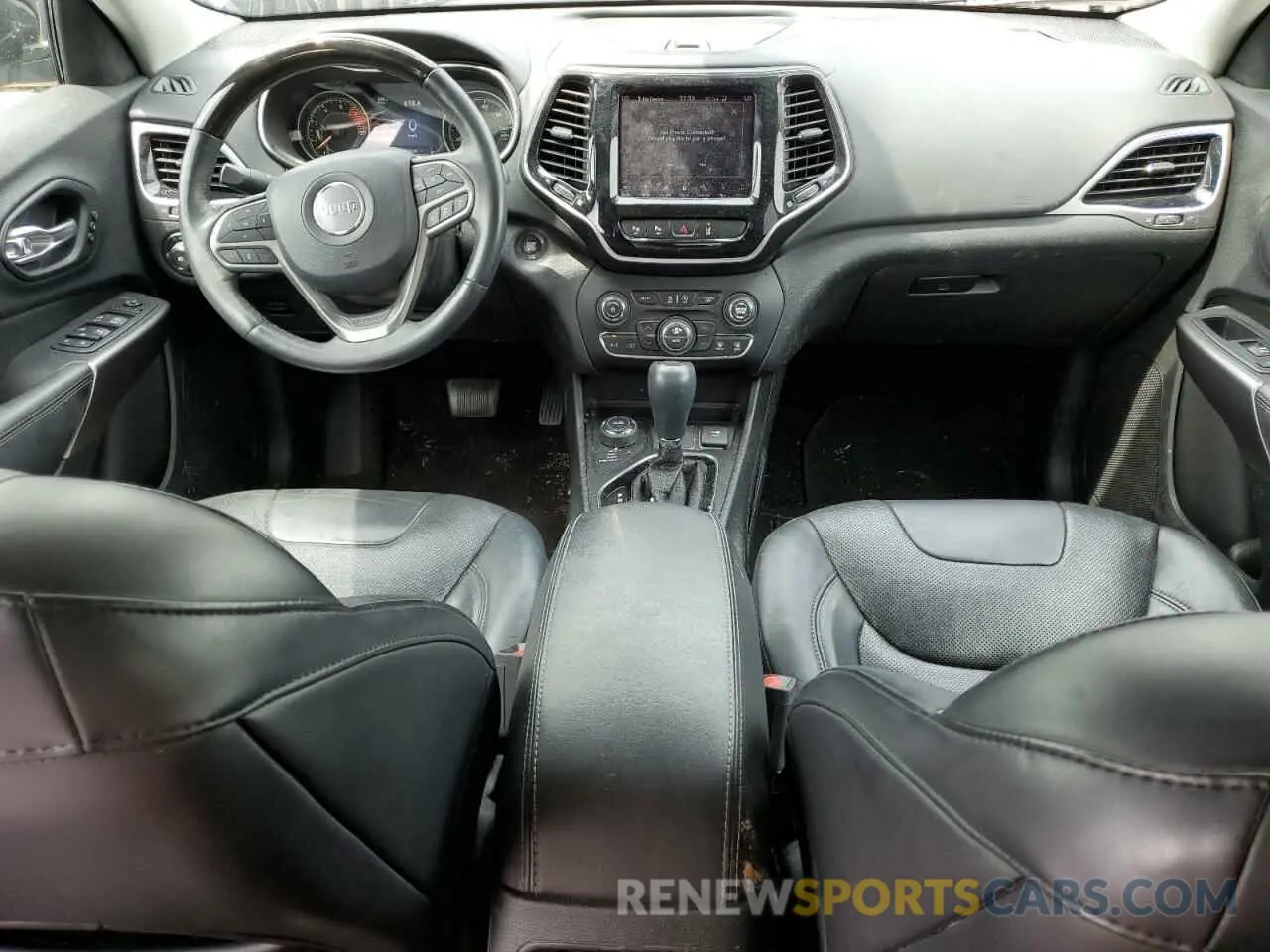 8 Photograph of a damaged car 1C4PJMJNXKD173937 JEEP CHEROKEE 2019