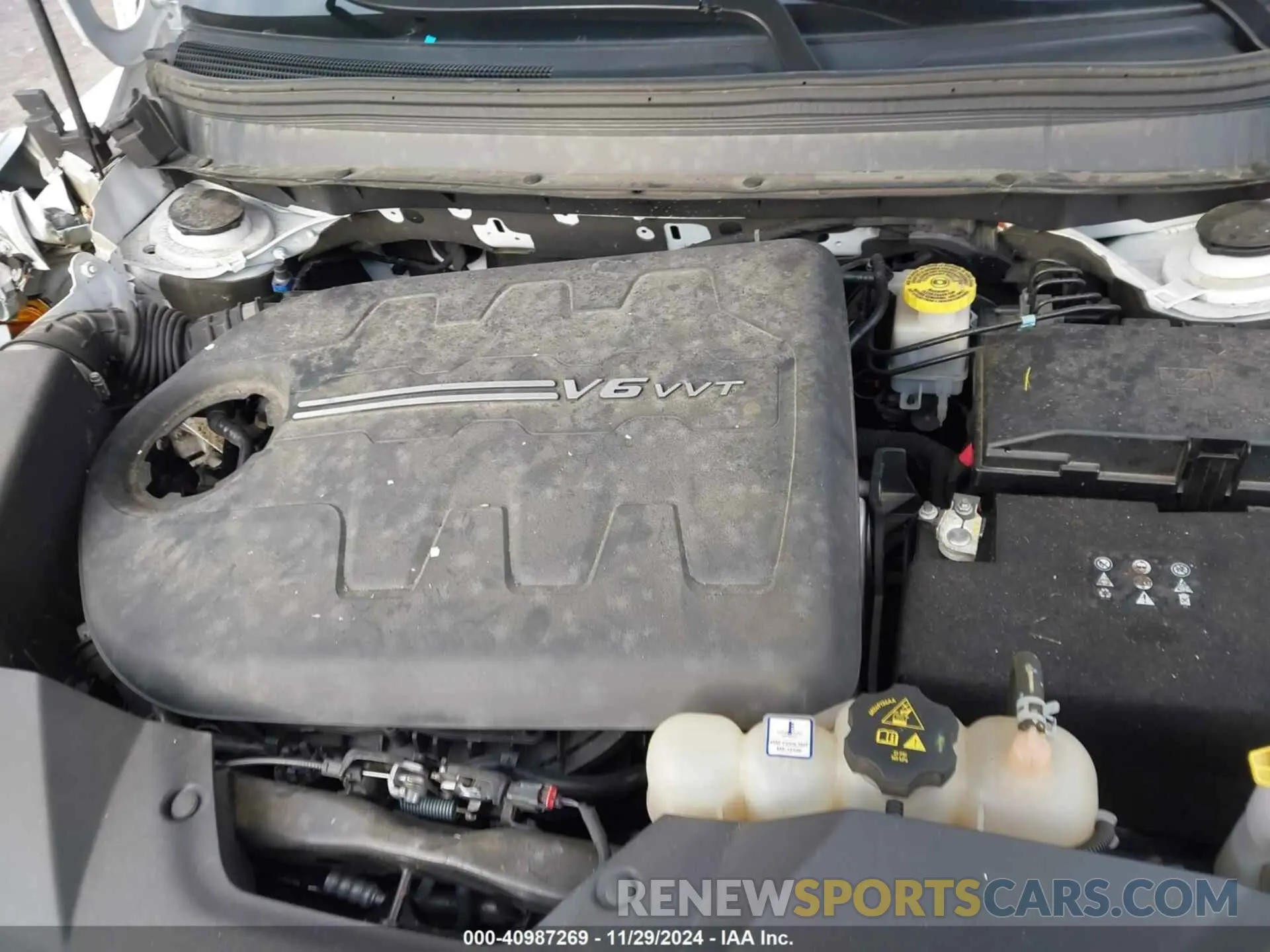 10 Photograph of a damaged car 1C4PJMJX2KD356346 JEEP CHEROKEE 2019