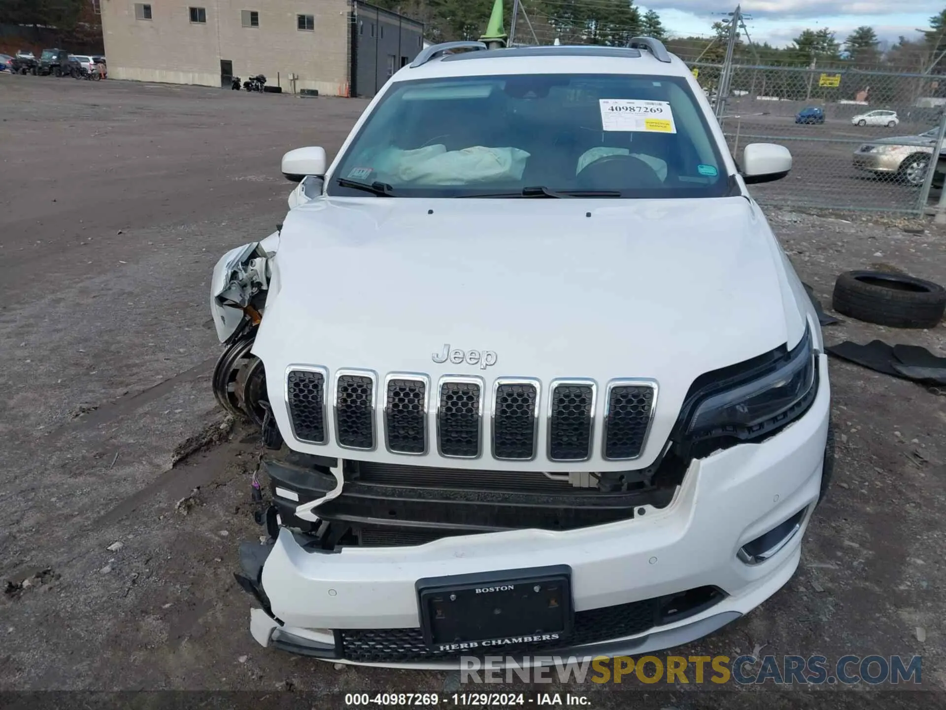 13 Photograph of a damaged car 1C4PJMJX2KD356346 JEEP CHEROKEE 2019