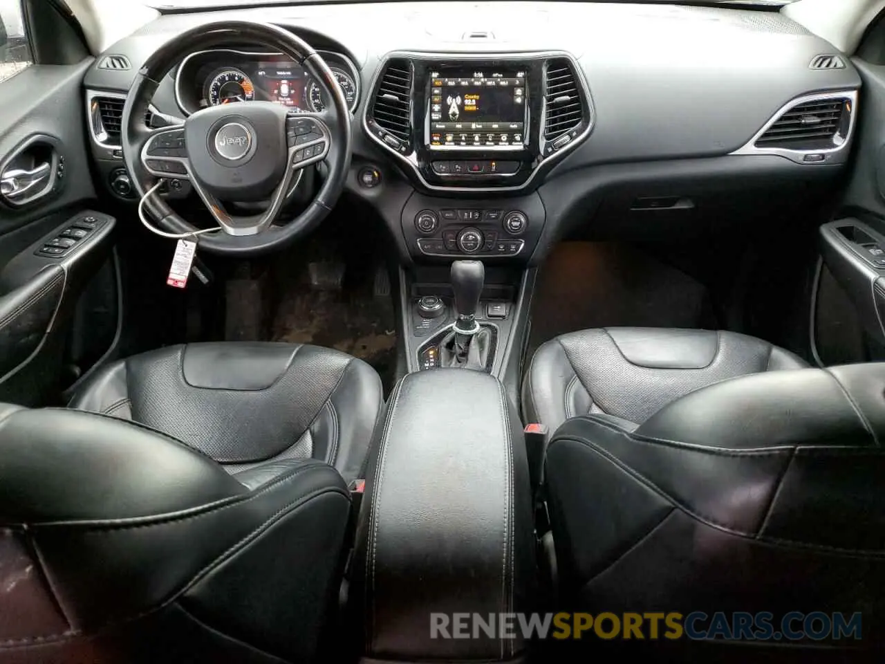 8 Photograph of a damaged car 1C4PJMJX7KD160984 JEEP CHEROKEE 2019