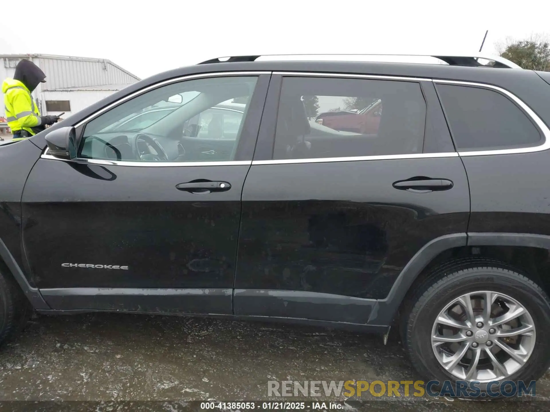 14 Photograph of a damaged car 1C4PJMLB0KD341877 JEEP CHEROKEE 2019