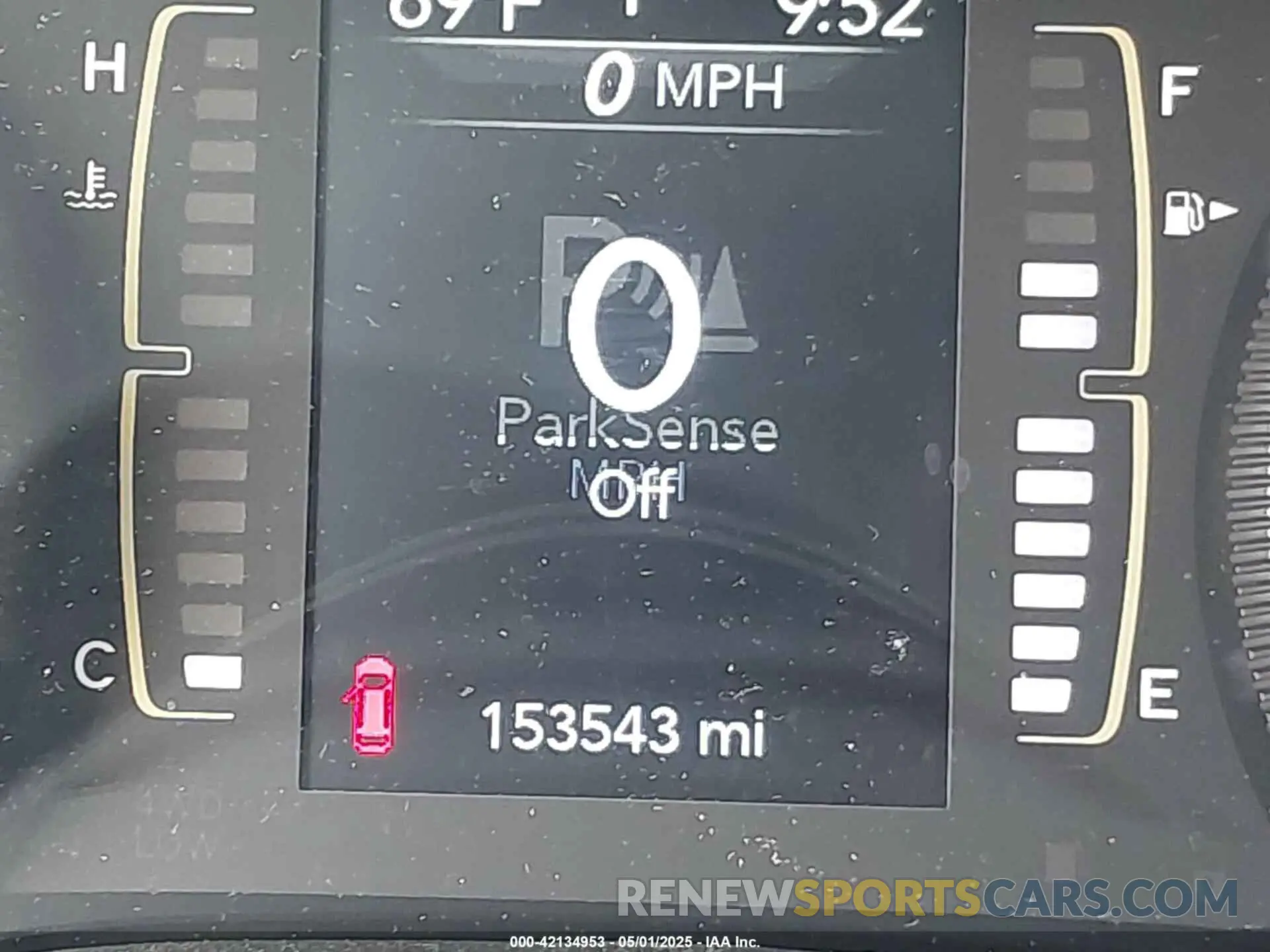 16 Photograph of a damaged car 1C4PJMLB0KD481881 JEEP CHEROKEE 2019