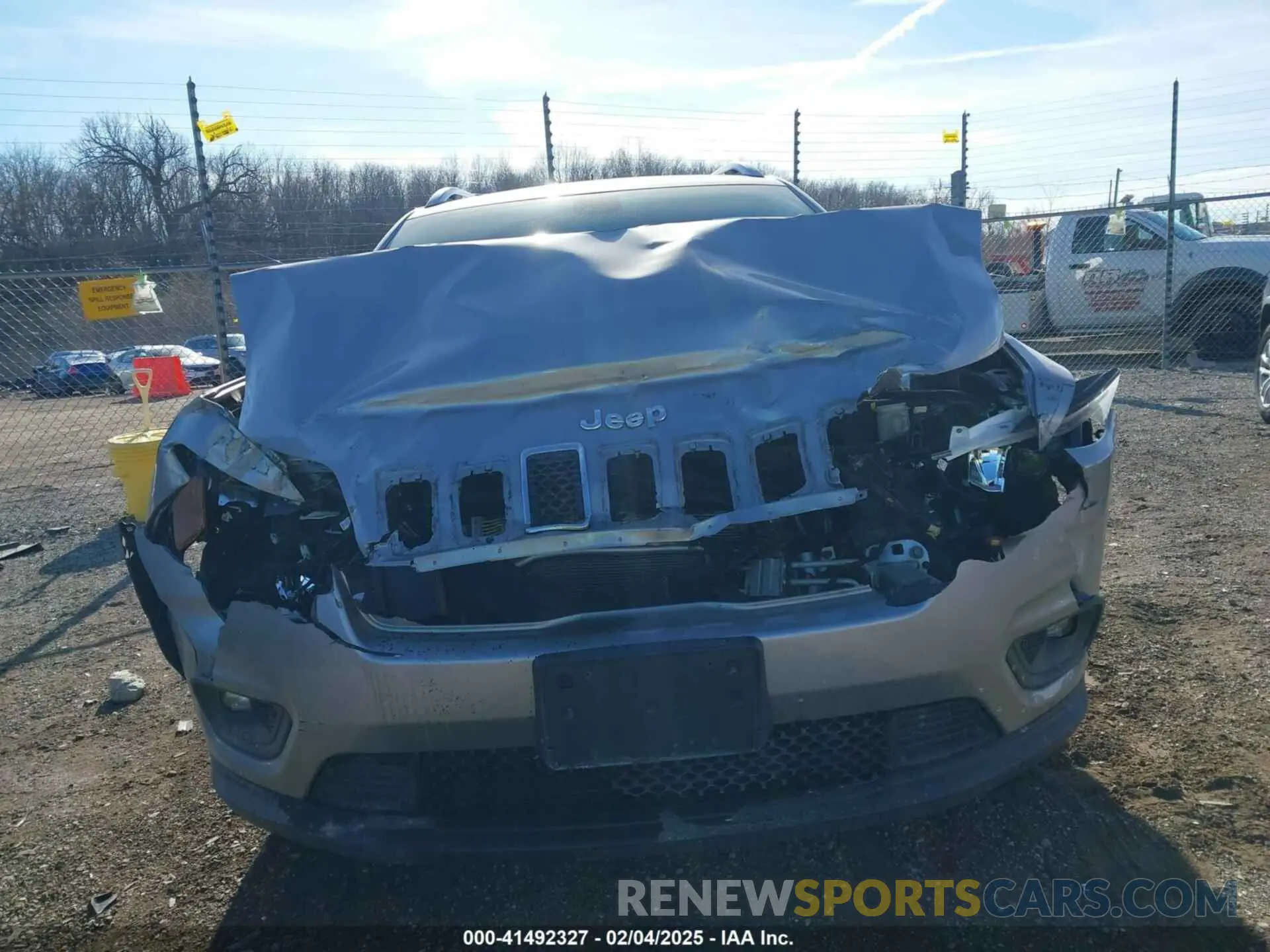 12 Photograph of a damaged car 1C4PJMLB1KD166927 JEEP CHEROKEE 2019