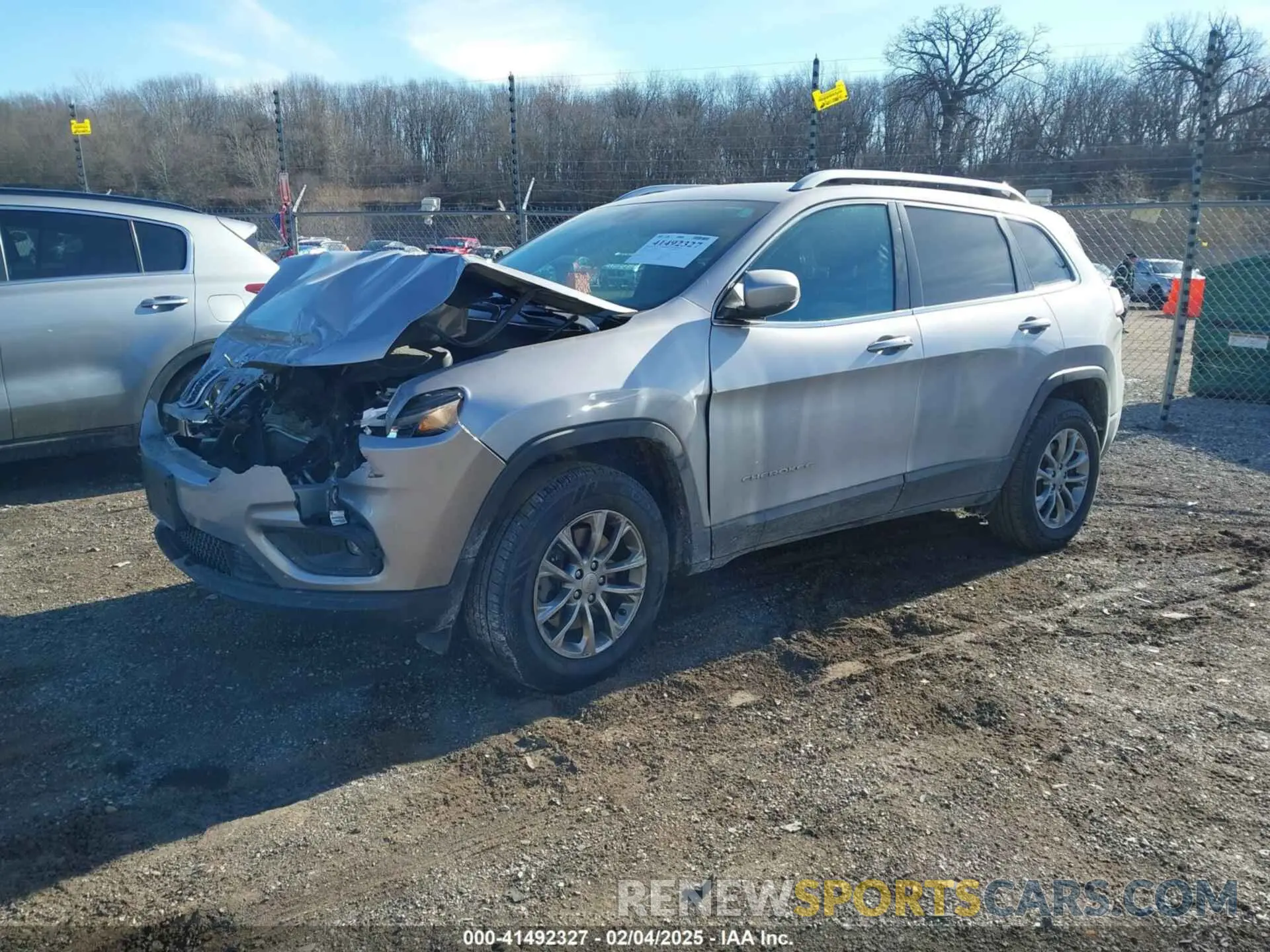 2 Photograph of a damaged car 1C4PJMLB1KD166927 JEEP CHEROKEE 2019