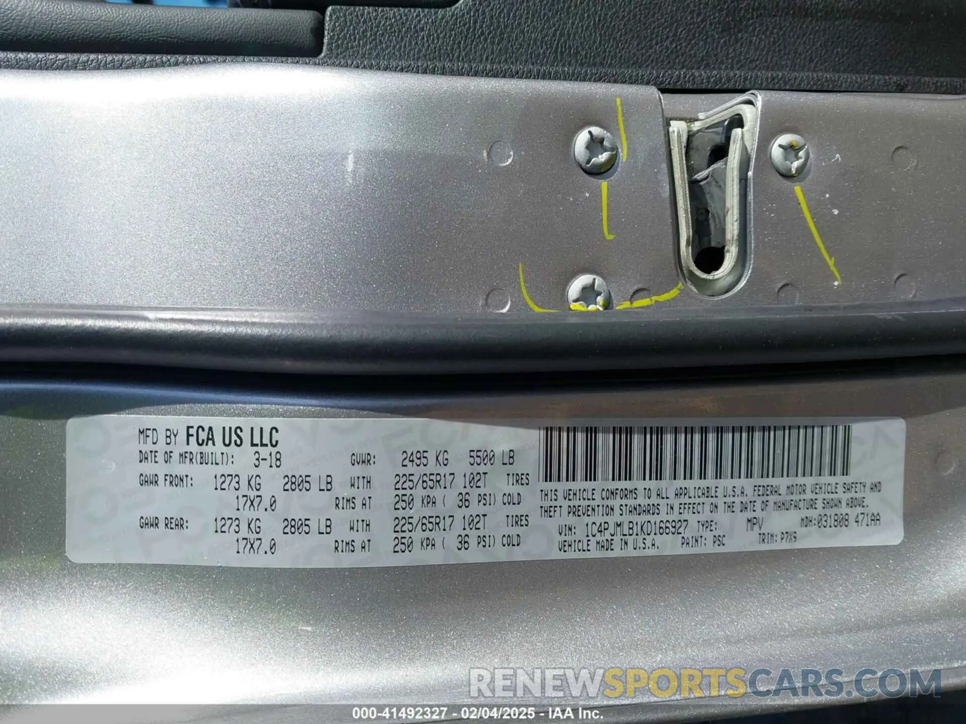 9 Photograph of a damaged car 1C4PJMLB1KD166927 JEEP CHEROKEE 2019