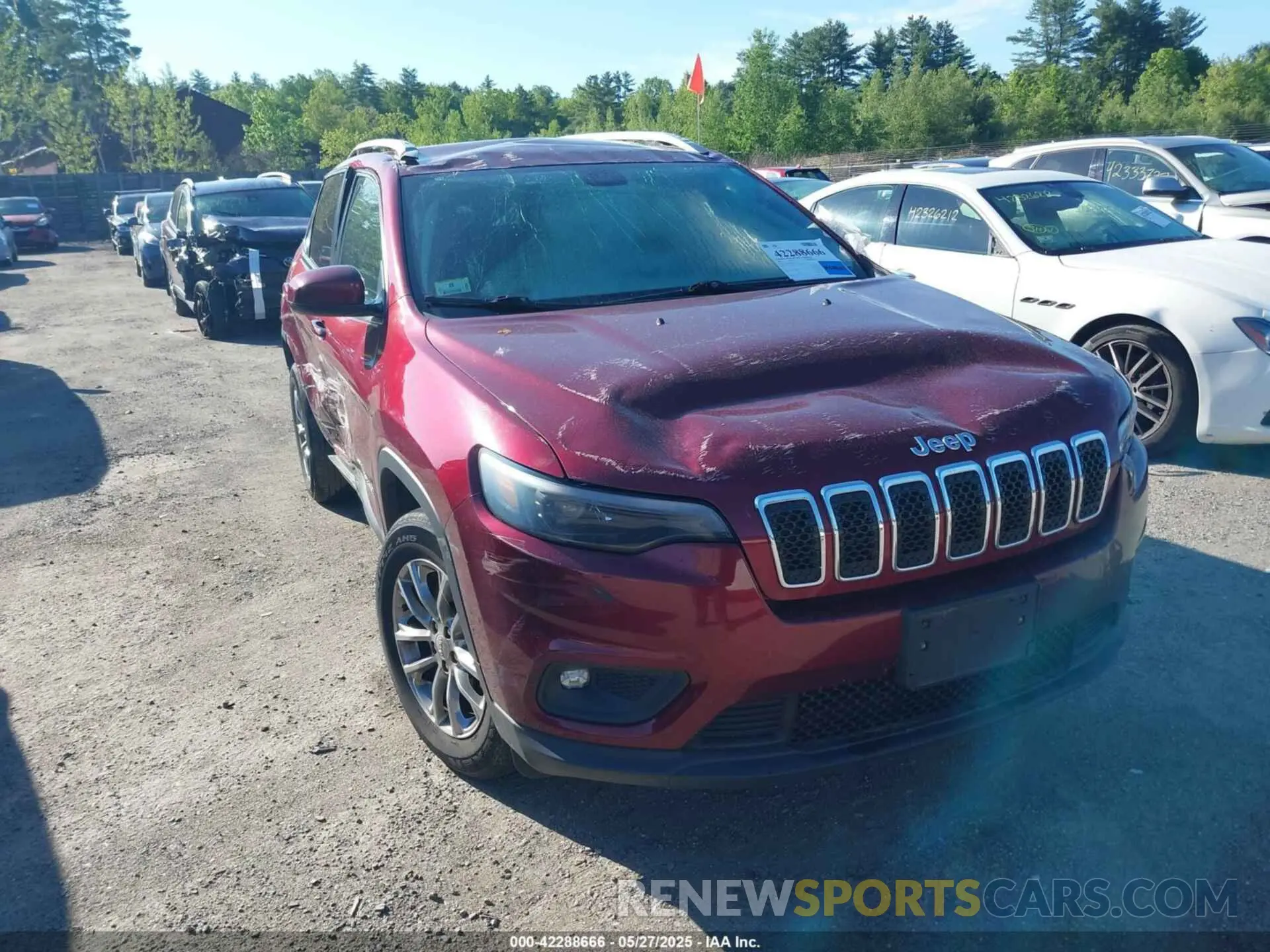 1 Photograph of a damaged car 1C4PJMLB1KD191245 JEEP CHEROKEE 2019