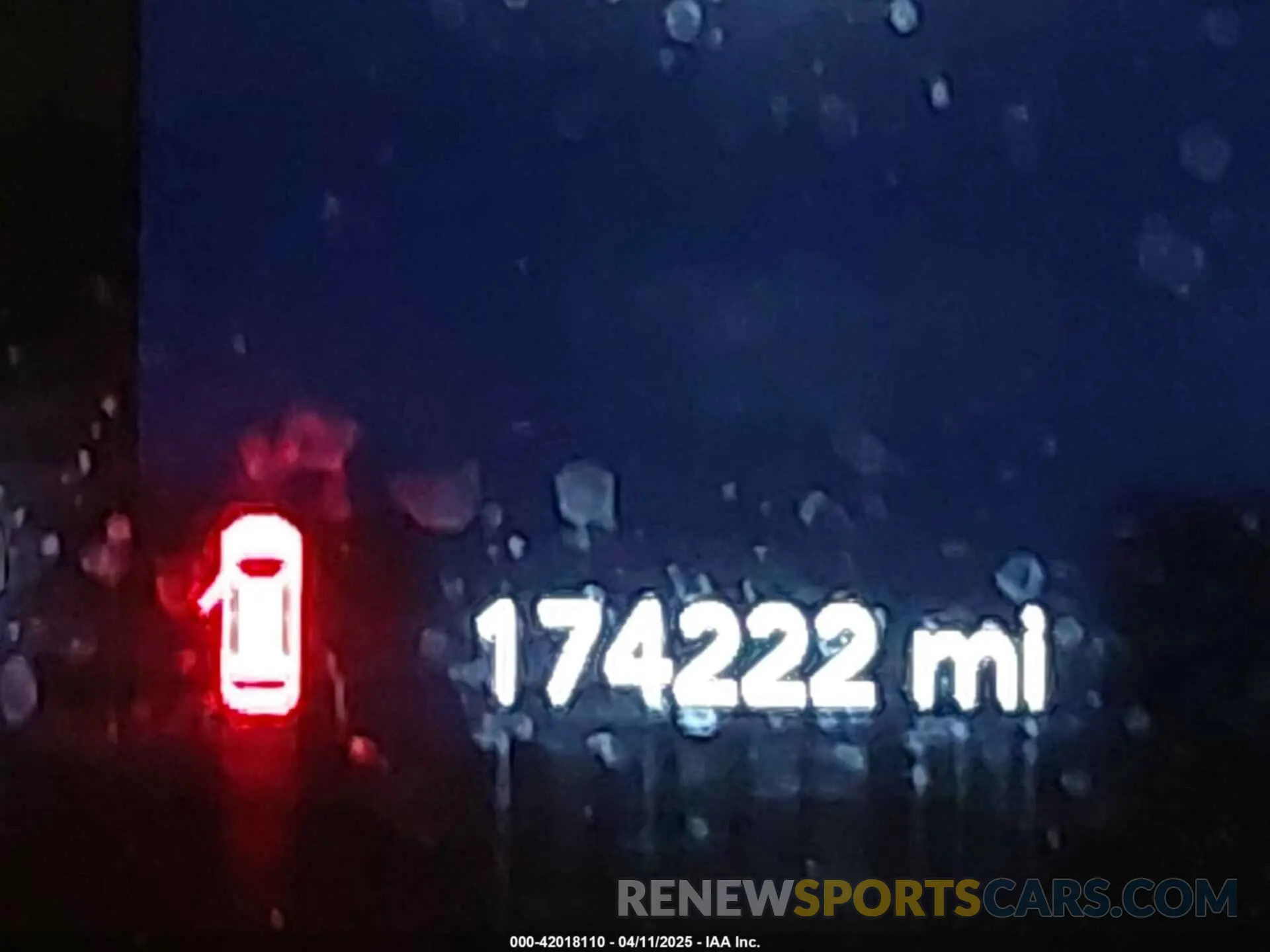 15 Photograph of a damaged car 1C4PJMLB1KD254697 JEEP CHEROKEE 2019
