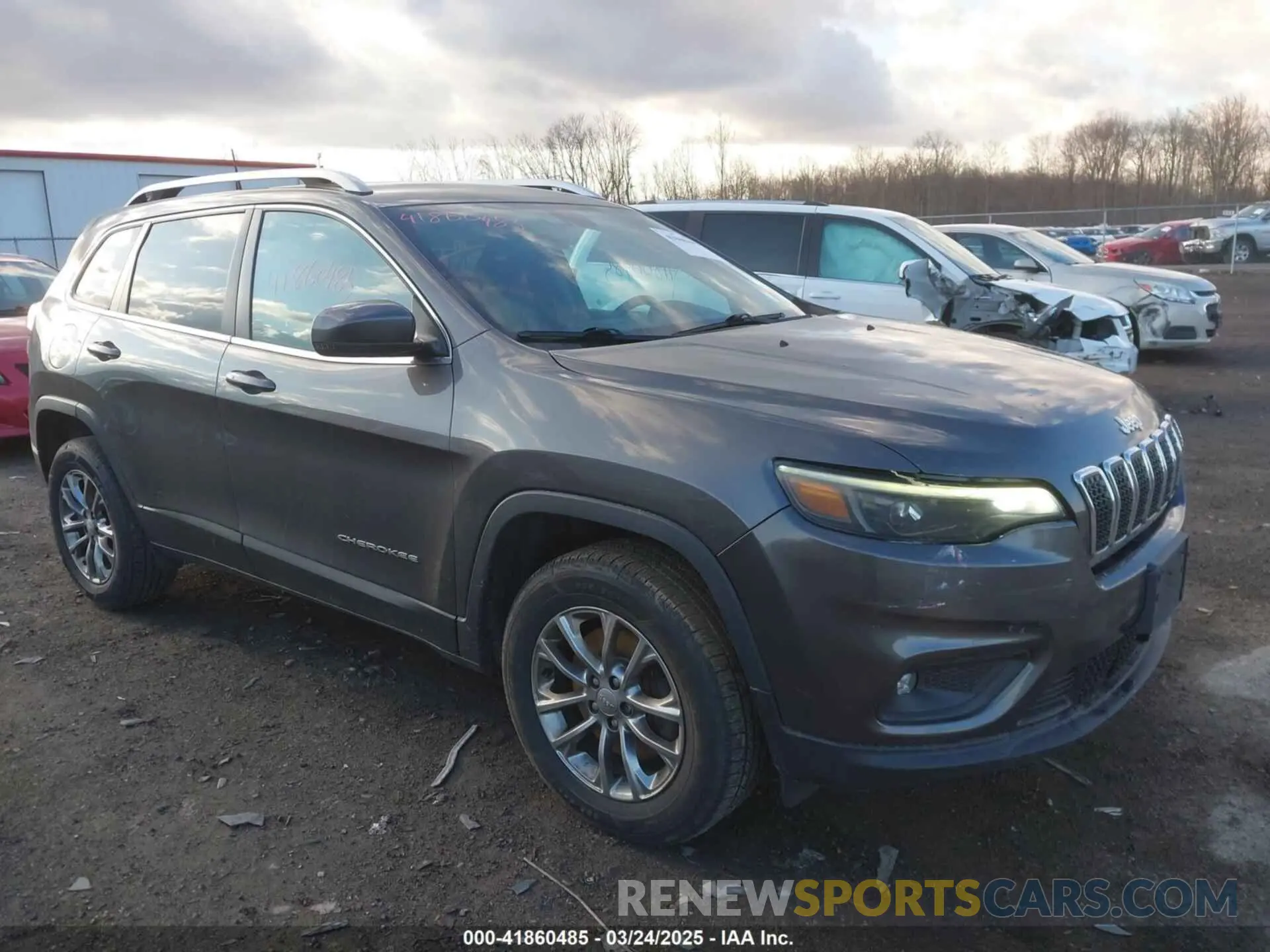 1 Photograph of a damaged car 1C4PJMLB1KD311884 JEEP CHEROKEE 2019