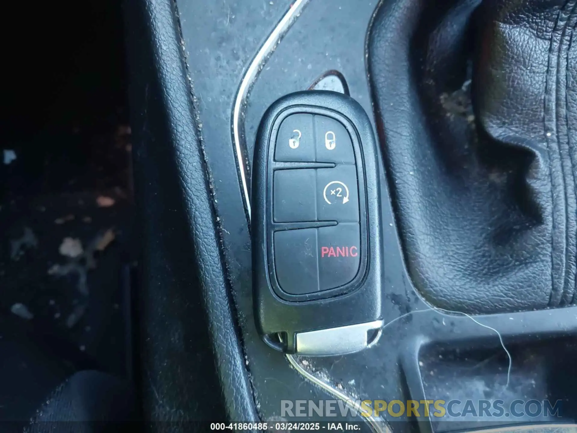 11 Photograph of a damaged car 1C4PJMLB1KD311884 JEEP CHEROKEE 2019
