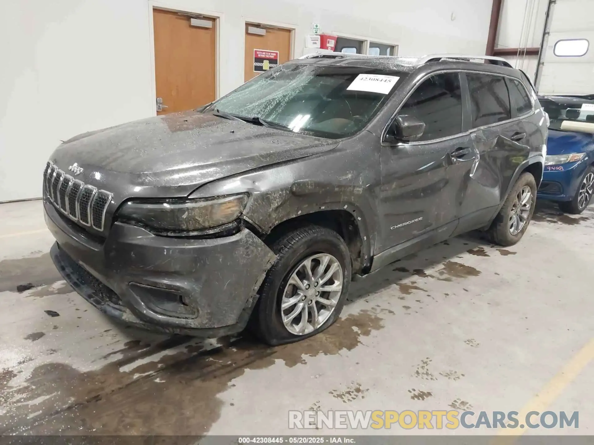 2 Photograph of a damaged car 1C4PJMLB1KD371812 JEEP CHEROKEE 2019