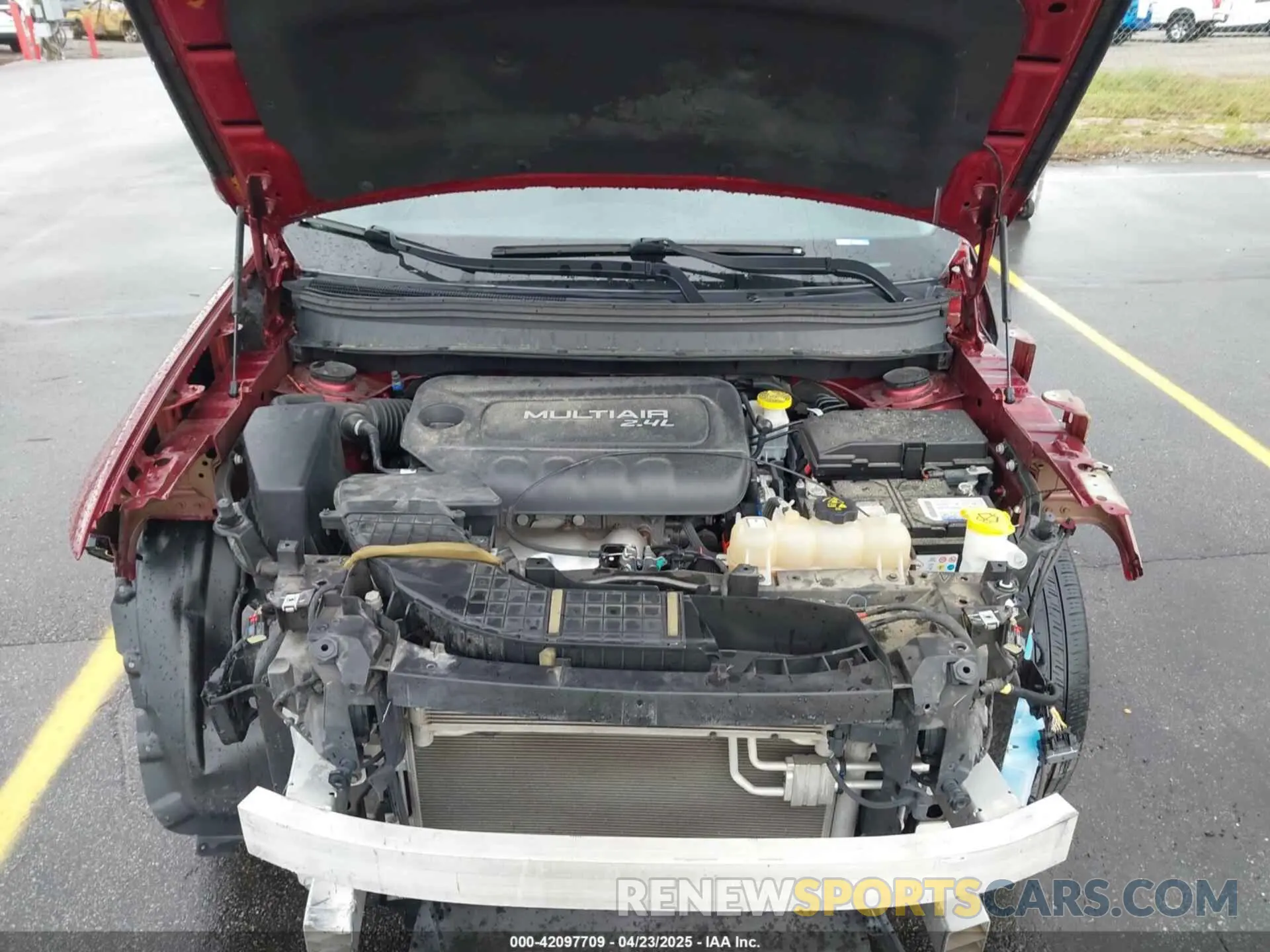 10 Photograph of a damaged car 1C4PJMLB2KD104856 JEEP CHEROKEE 2019