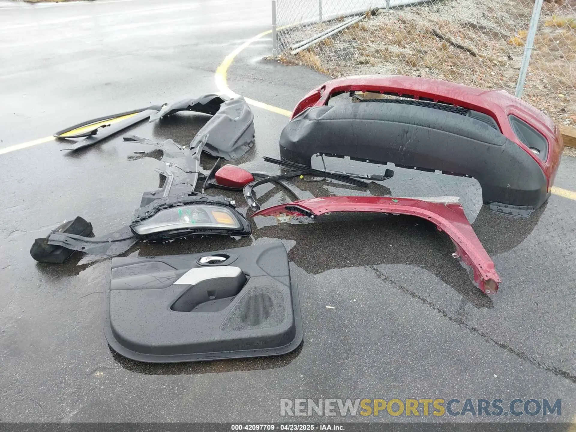 12 Photograph of a damaged car 1C4PJMLB2KD104856 JEEP CHEROKEE 2019