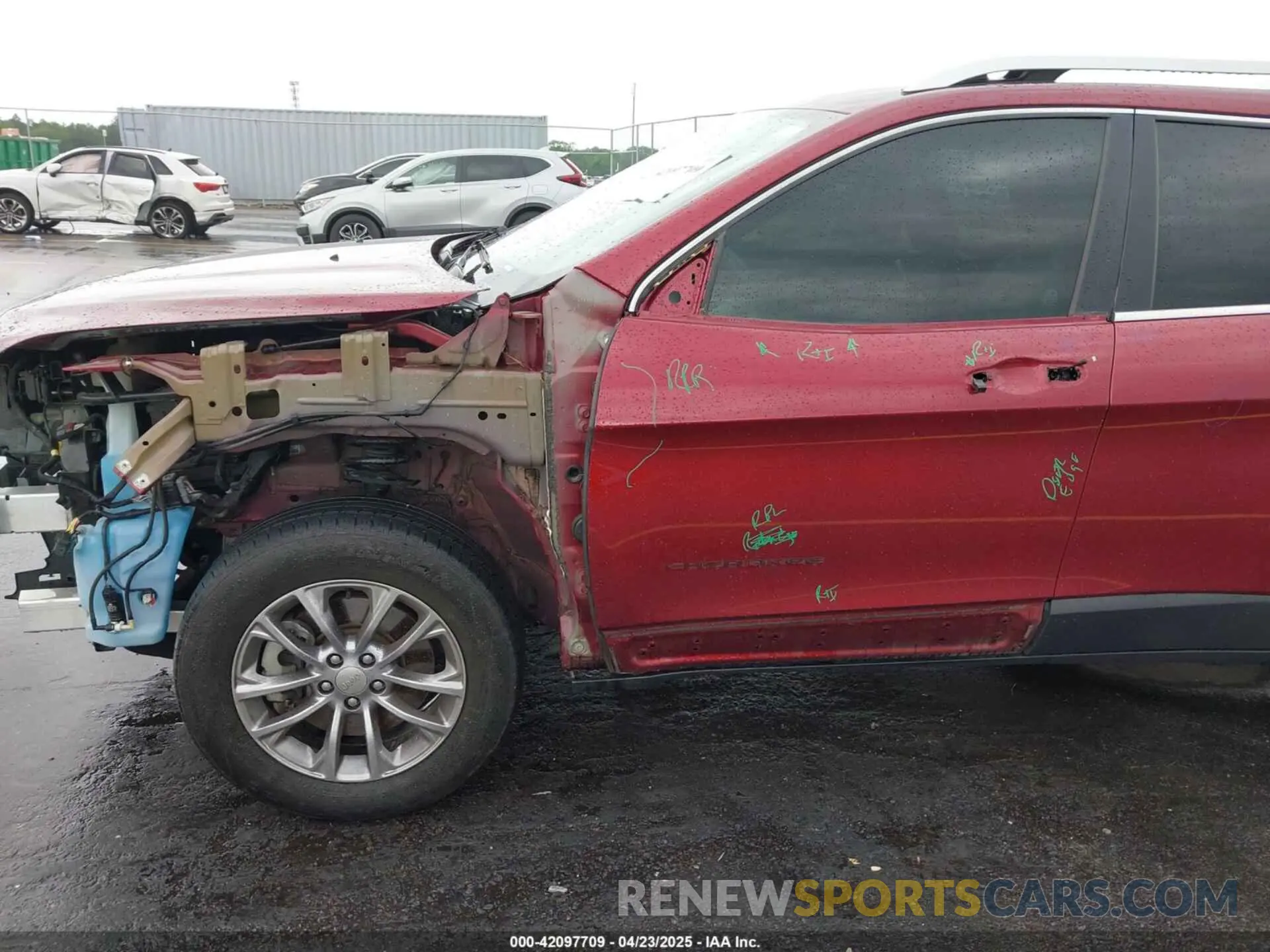 20 Photograph of a damaged car 1C4PJMLB2KD104856 JEEP CHEROKEE 2019