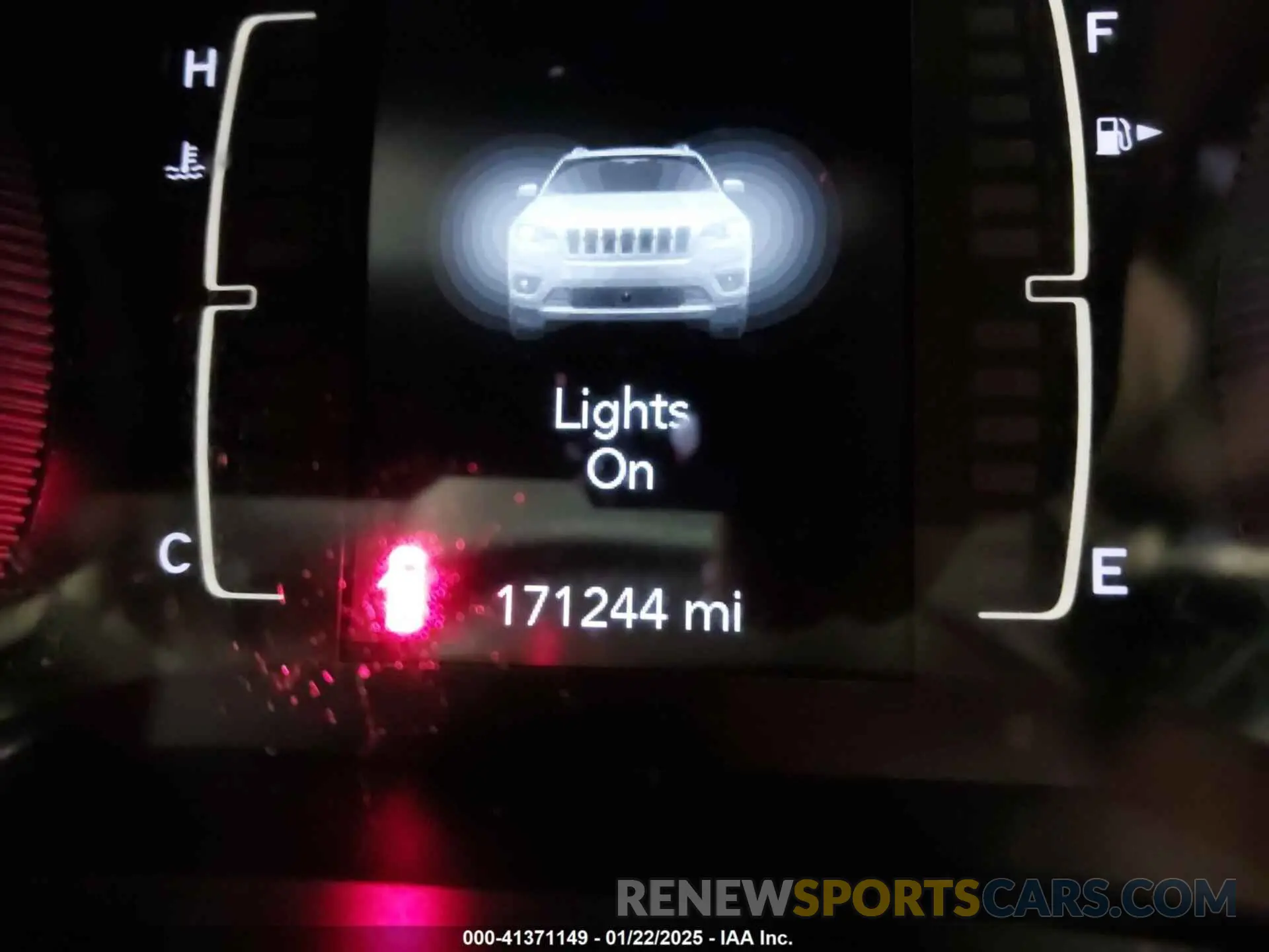 7 Photograph of a damaged car 1C4PJMLB2KD294626 JEEP CHEROKEE 2019
