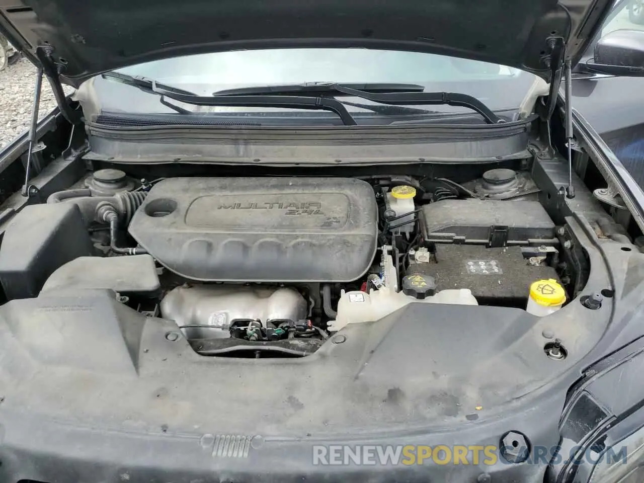 12 Photograph of a damaged car 1C4PJMLB2KD486161 JEEP CHEROKEE 2019