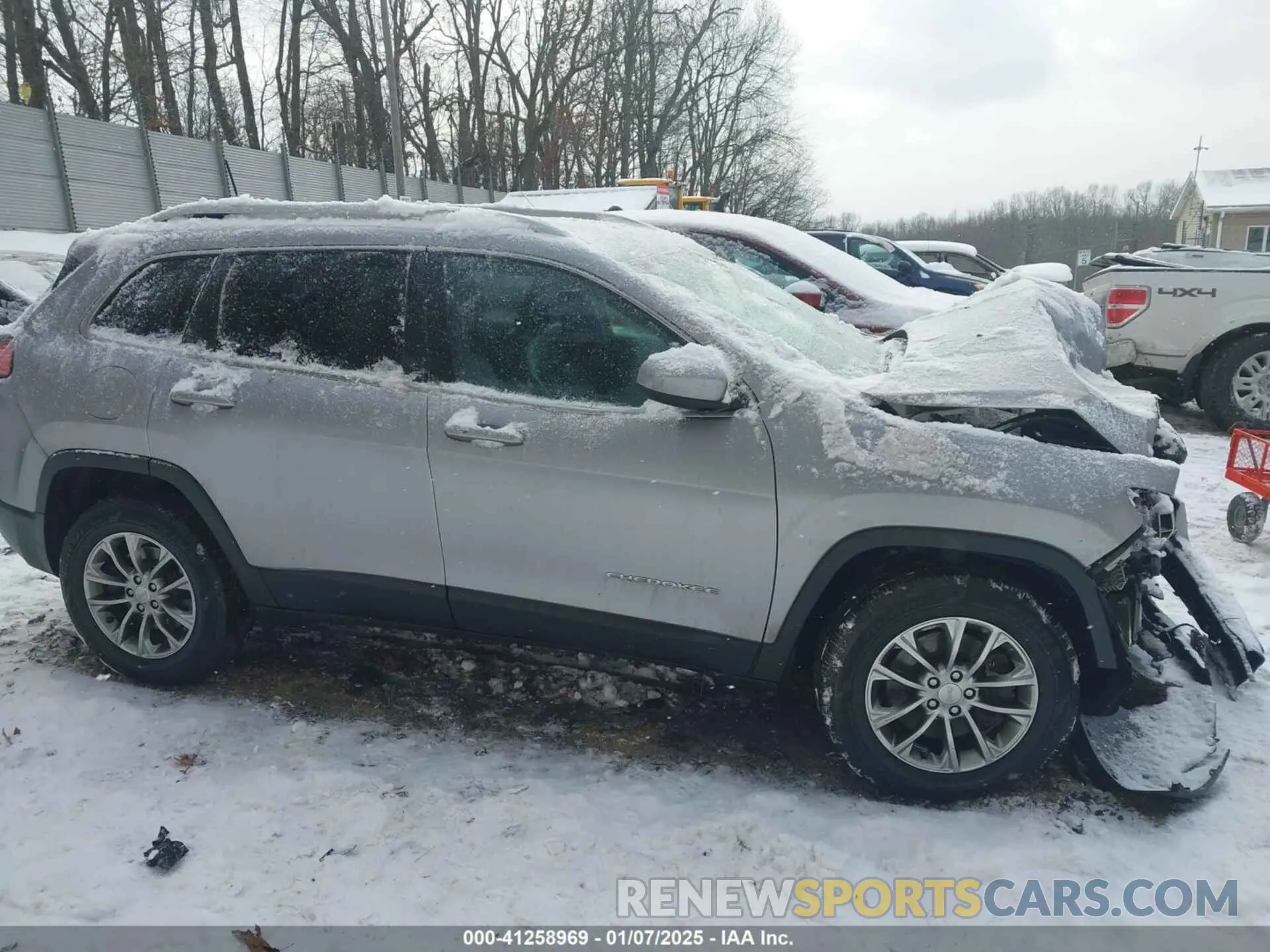 13 Photograph of a damaged car 1C4PJMLB3KD173054 JEEP CHEROKEE 2019